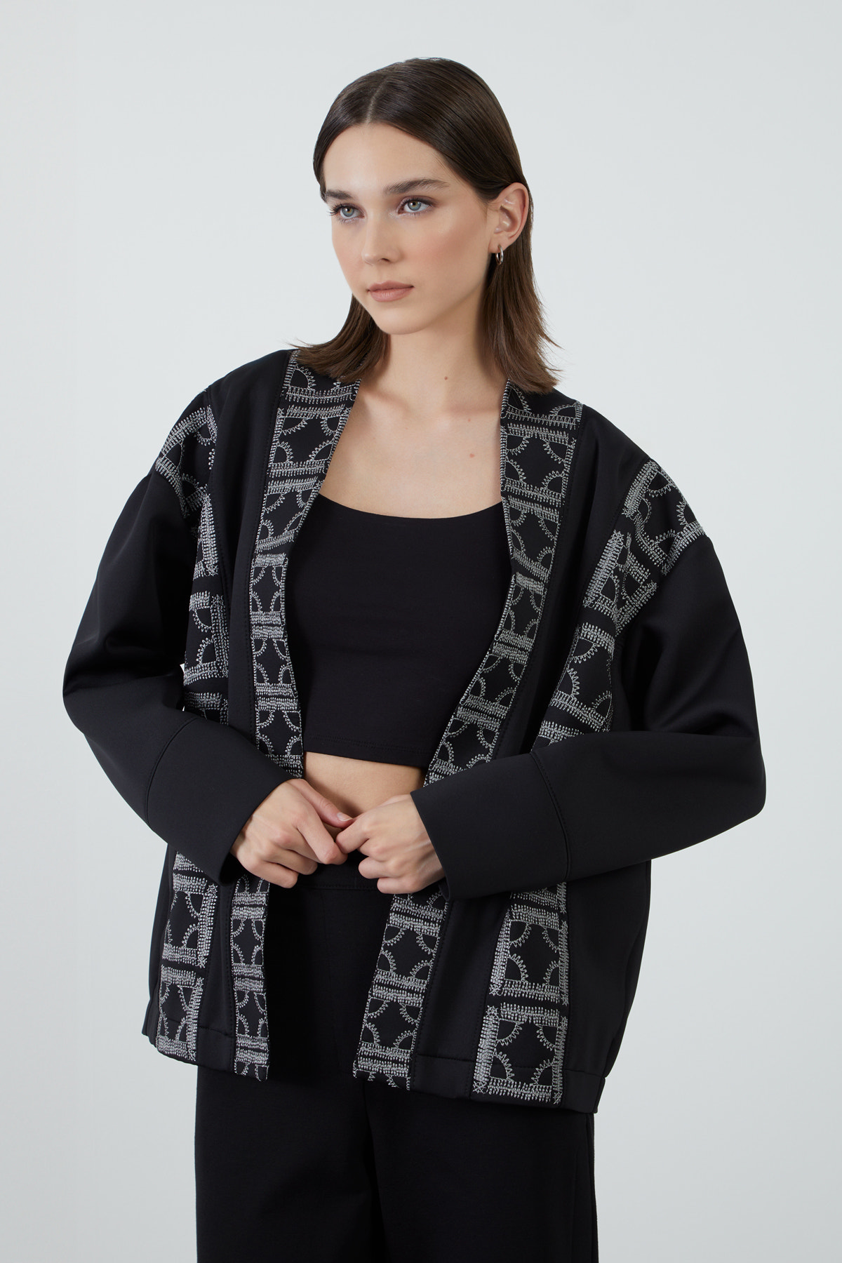 Nakış Detaylı Scuba Ceket