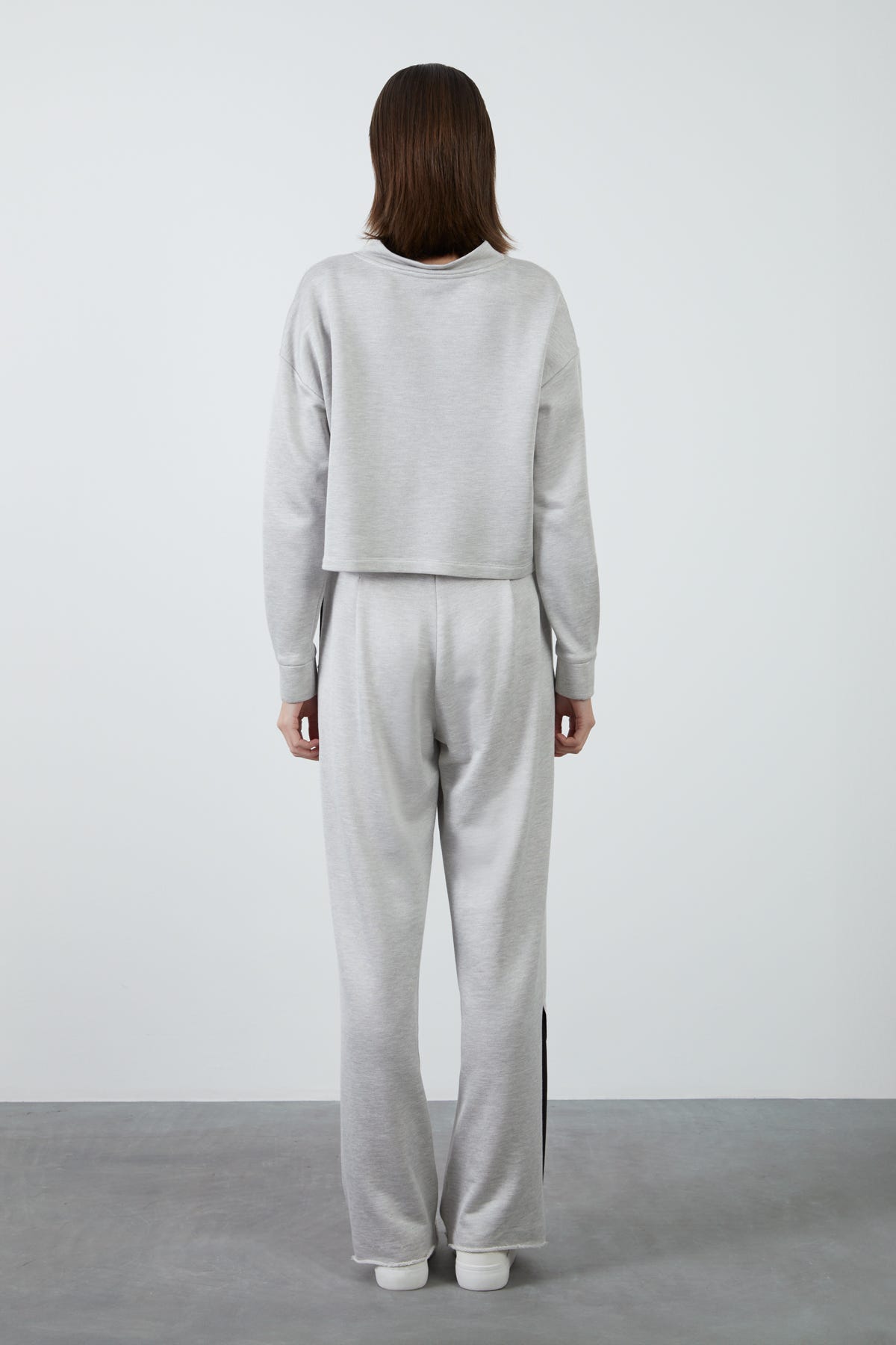 Baskılı Dik Yaka Sweatshirt