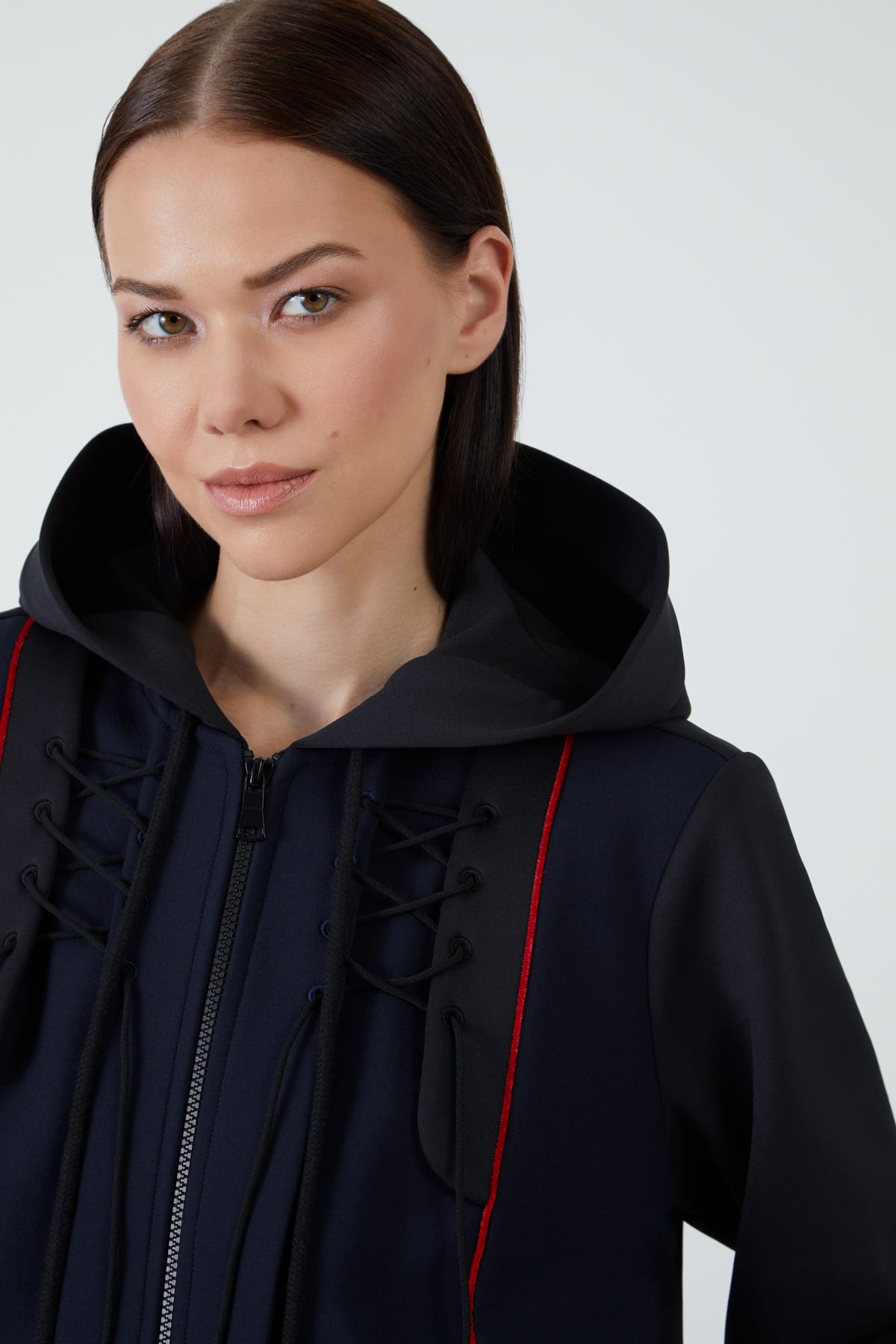 Kuşgözü Detaylı Fermuarlı Sweatshirt