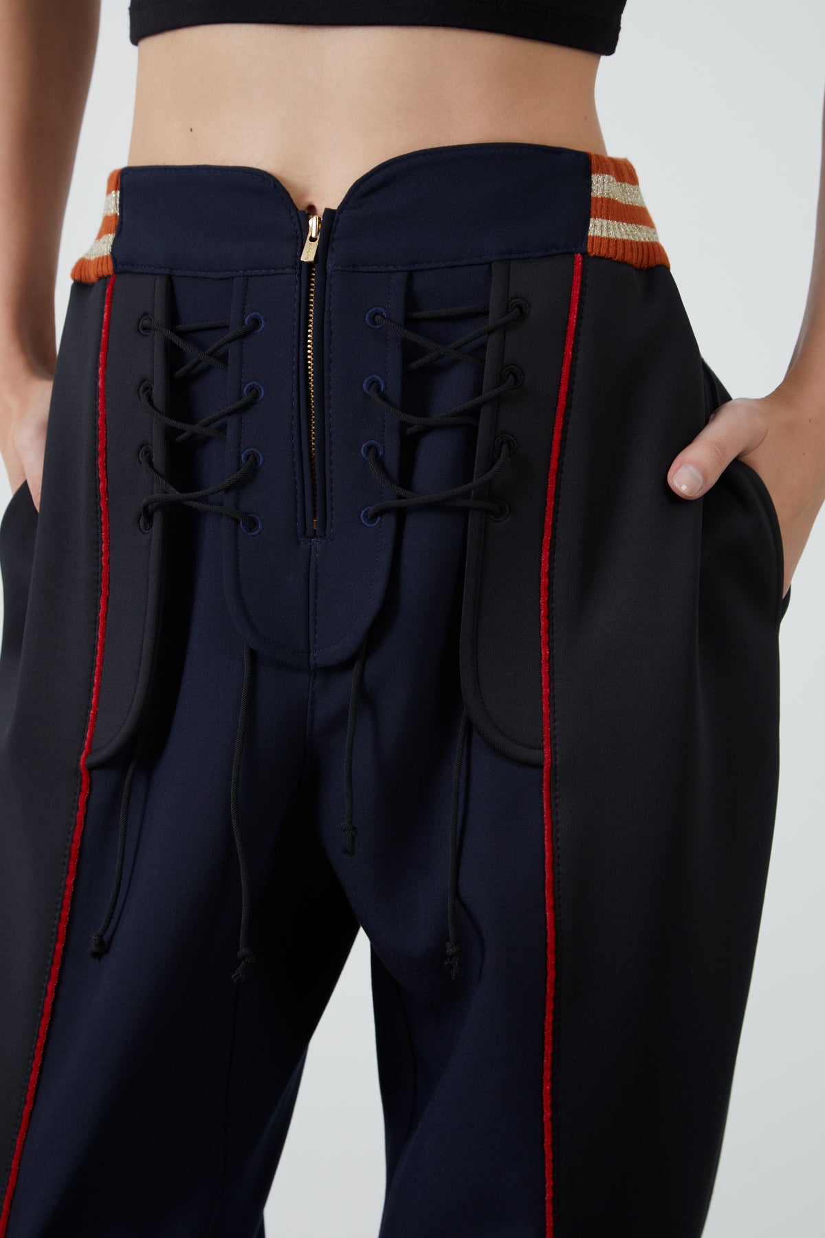 Kuşgözü Detaylı Pantolon