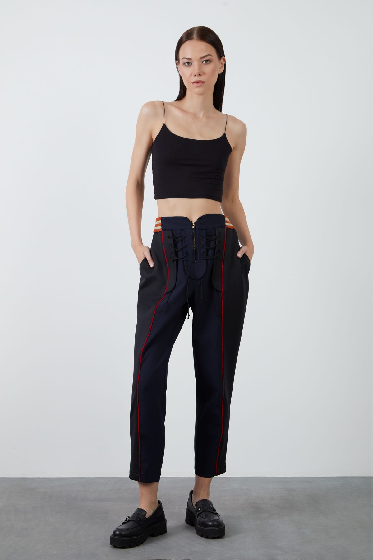 Kuşgözü Detaylı Pantolon