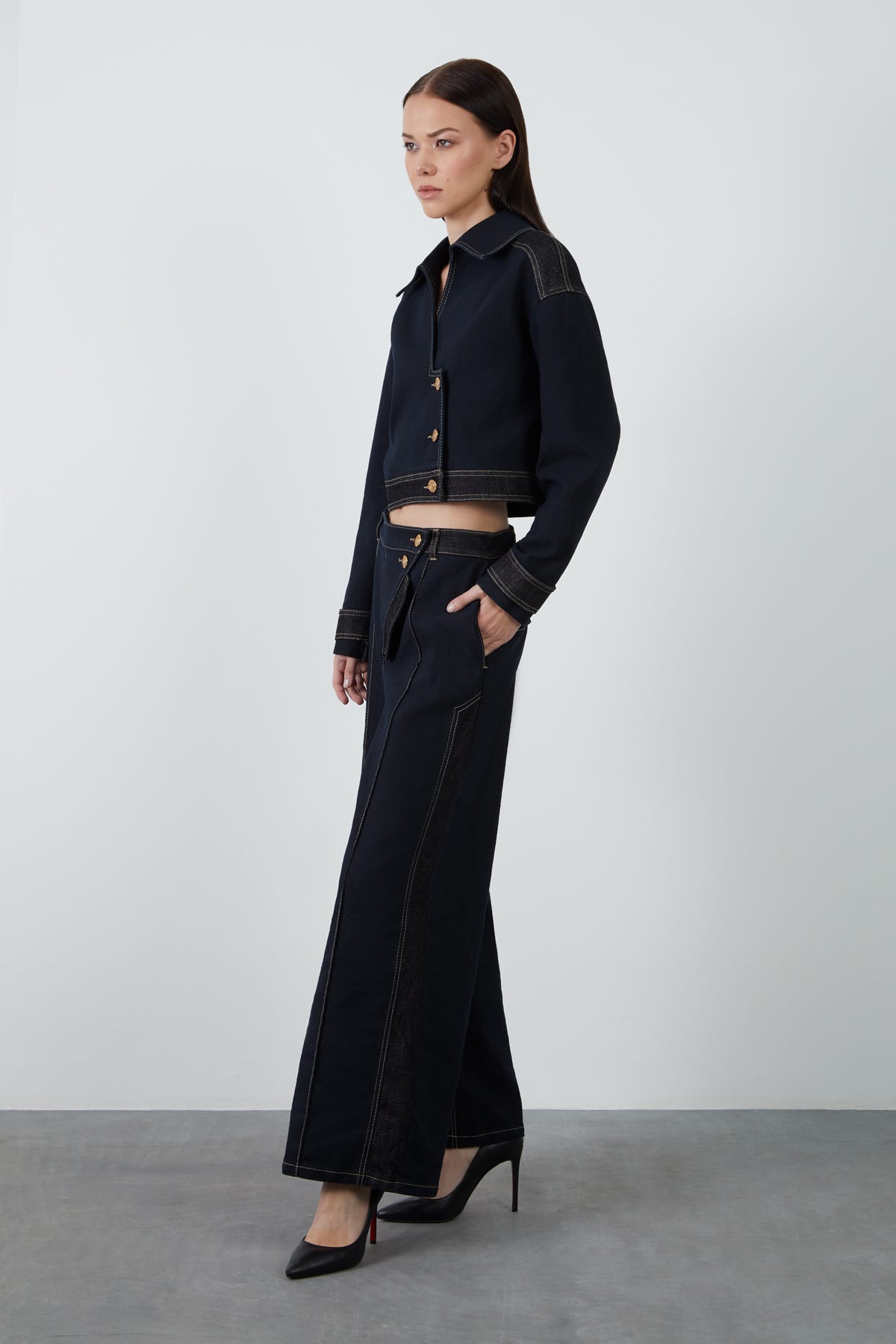 Garni Detaylı Crop Jean Ceket