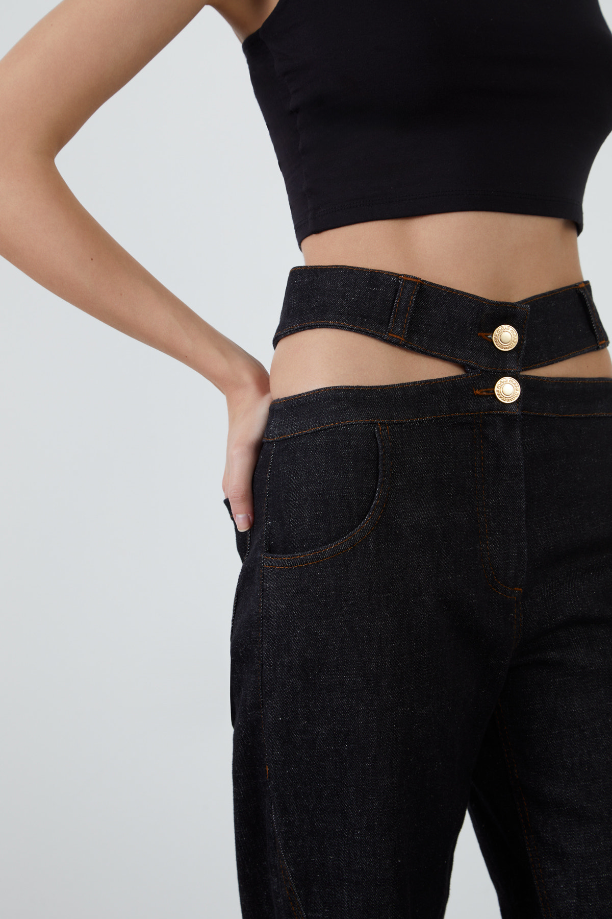 Kemer Detaylı Jean Pantolon