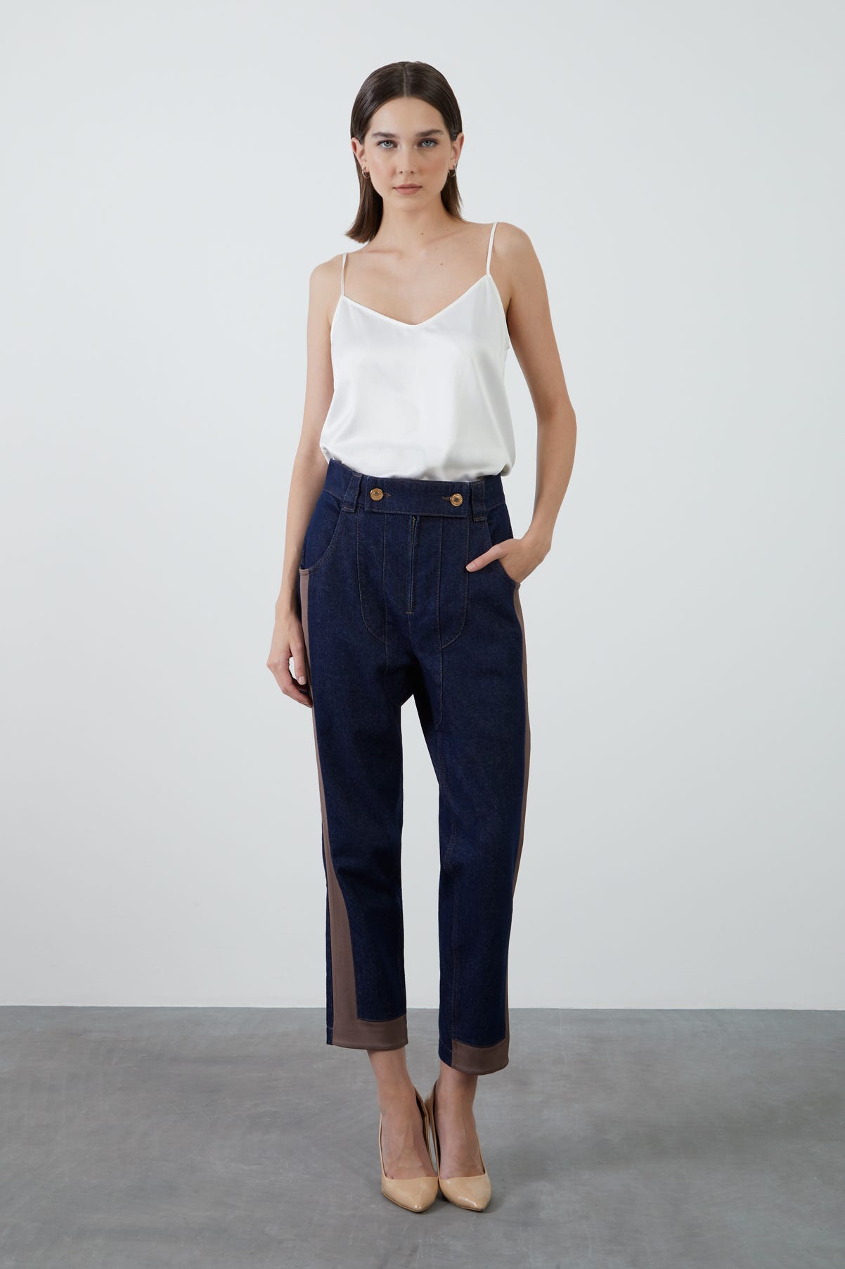 Garni Detaylı Jean Pantolon