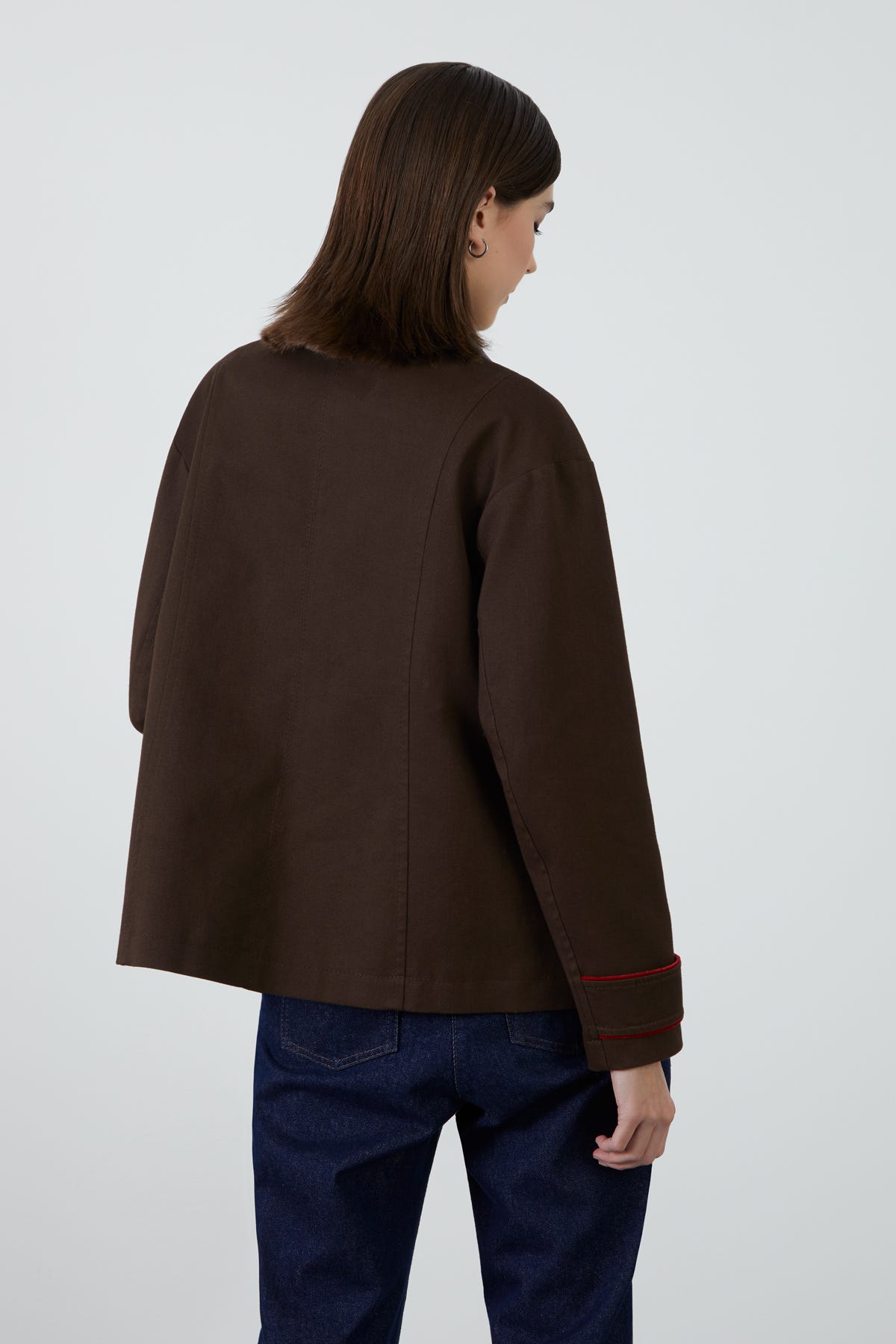 Kontrast Yaka Detaylı Ceket
