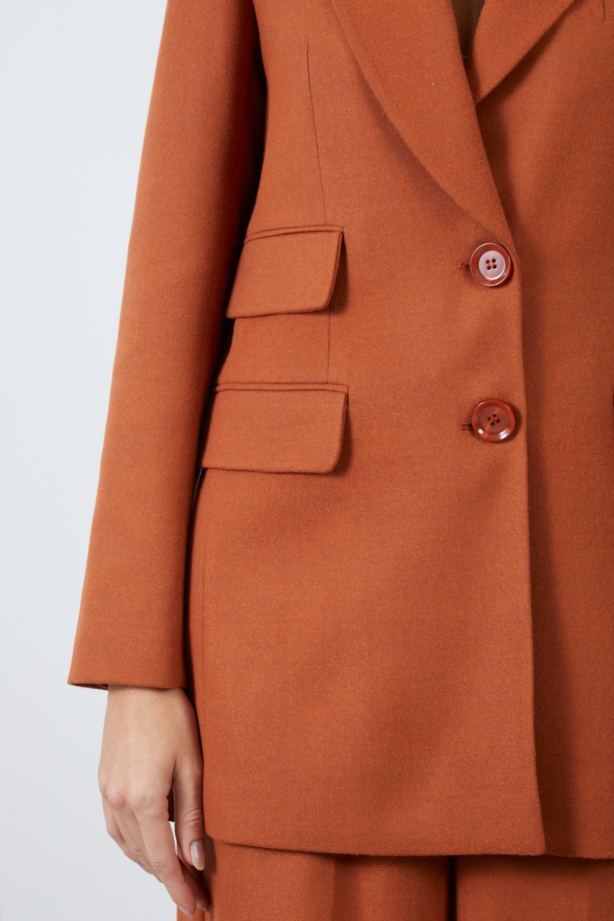 Şortlu Ve Bleazer Ceketli Takım