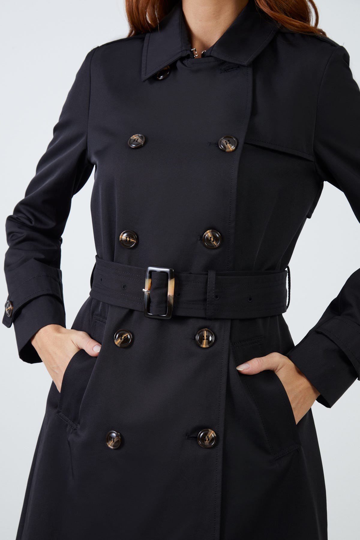 Arkası Yırtmaçlı Kemerli Pamuk Trençkot