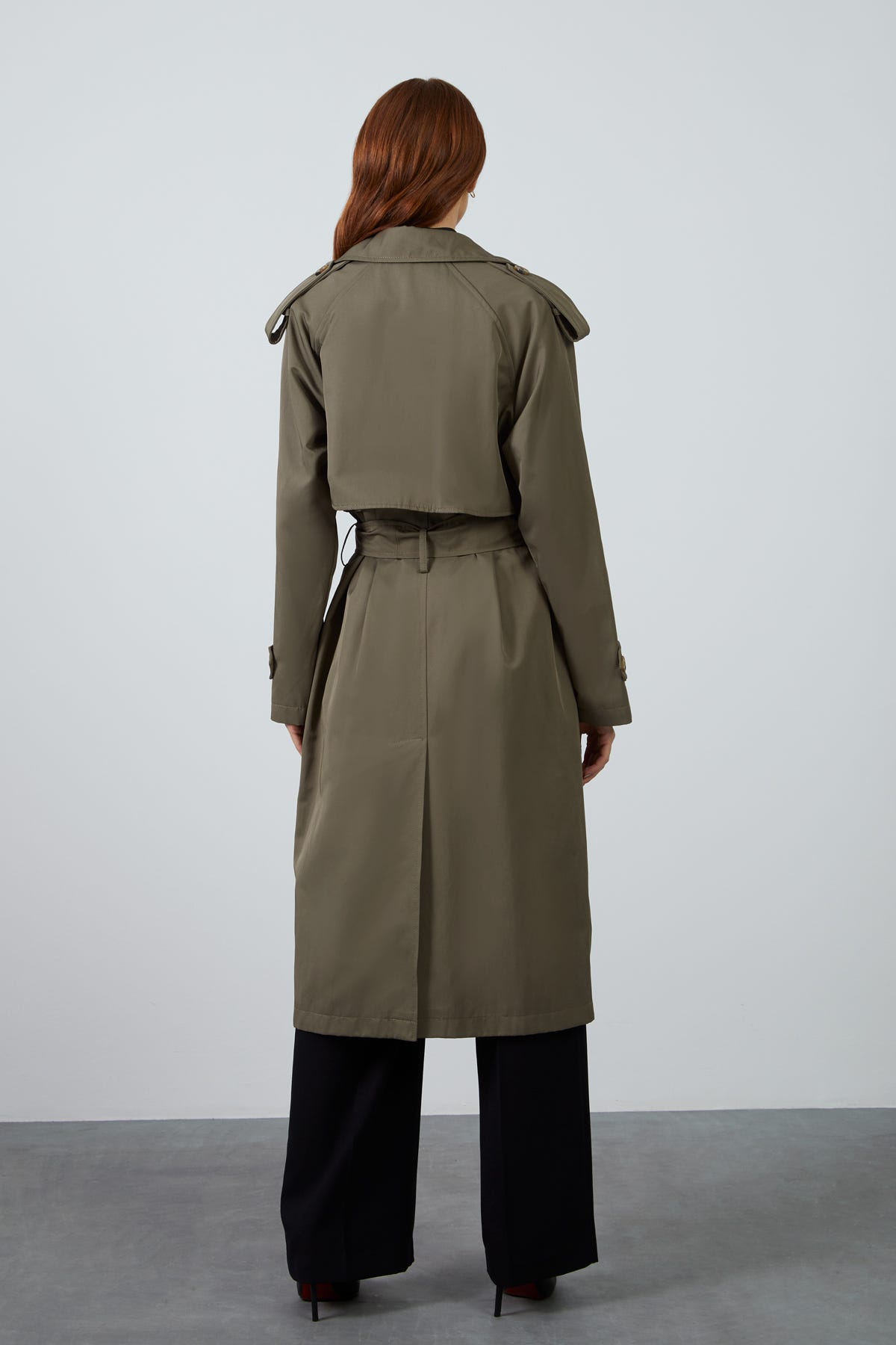 Uzun Kollu Beli Kemerli Trenchcoat