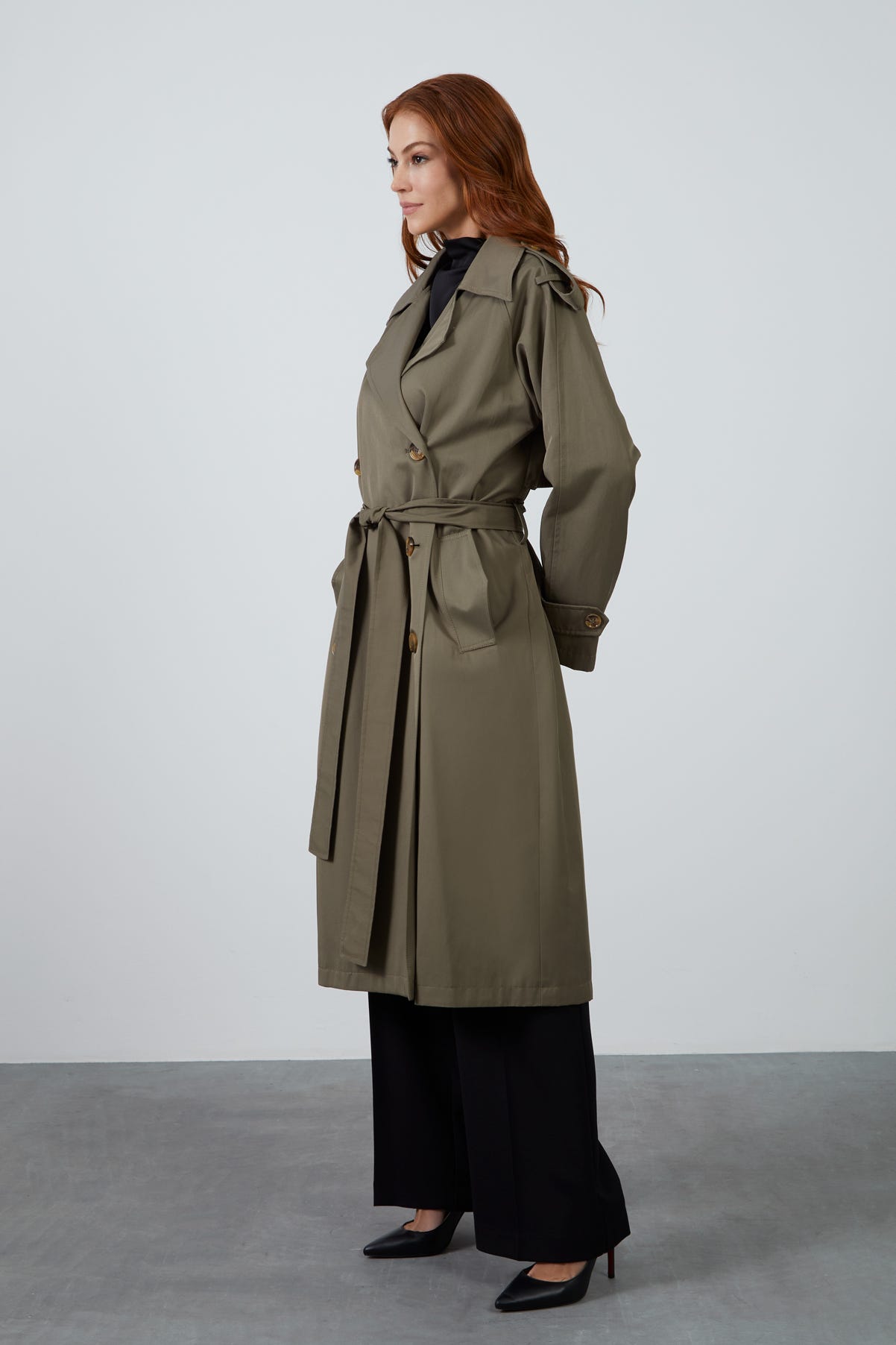 Uzun Kollu Beli Kemerli Trenchcoat