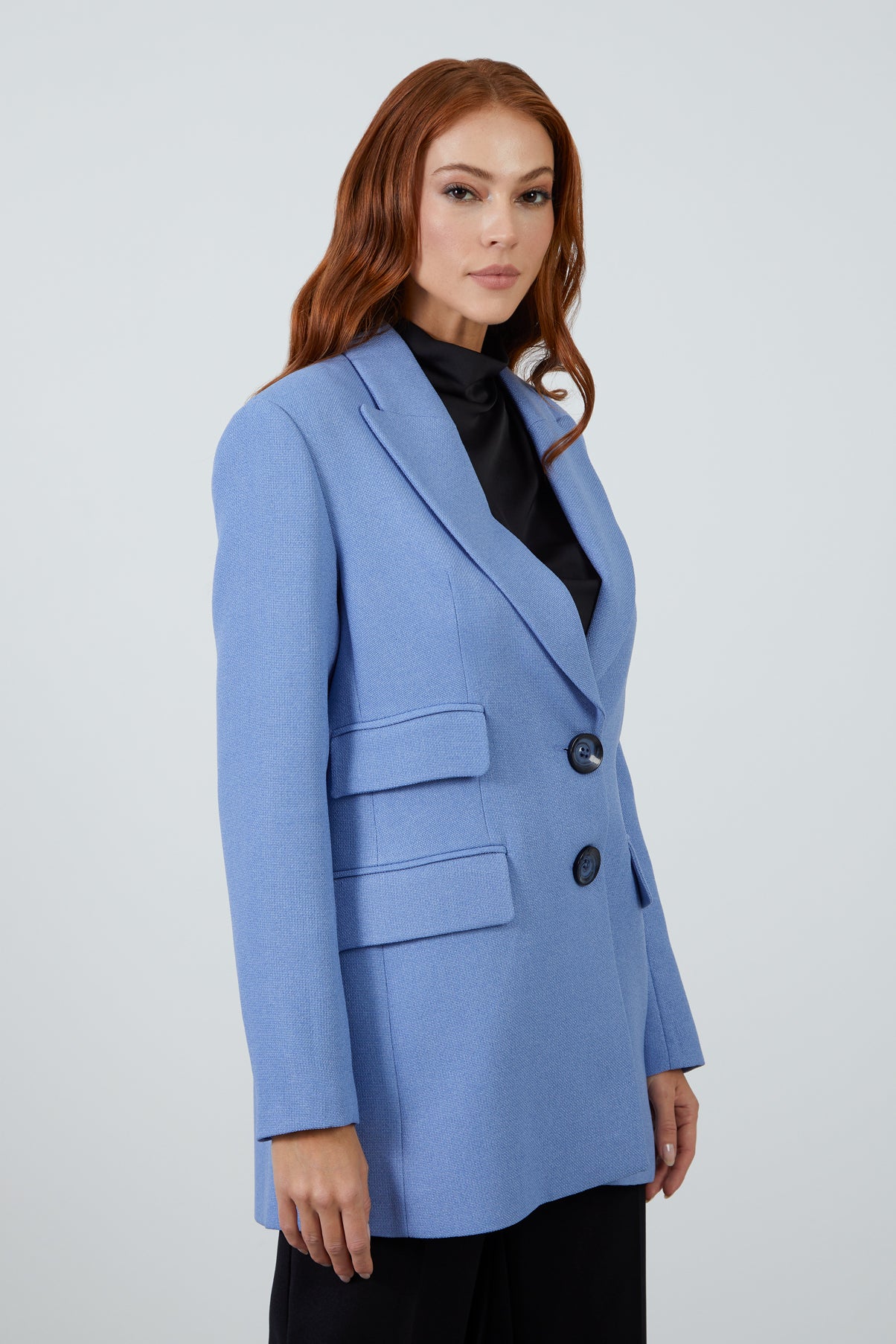 Önden Düğmeli Mono Kapamalı Rahat Kesim Bleazer Ceket