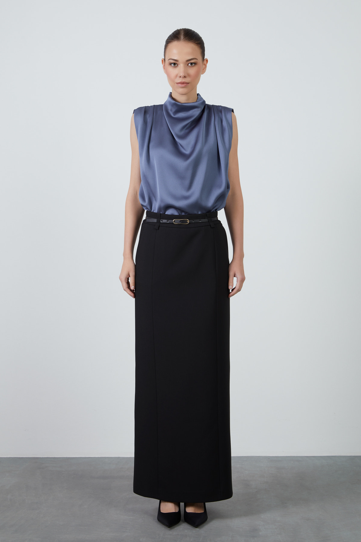 Arkadan Yırtmaçlı Maxi Viskon Etek