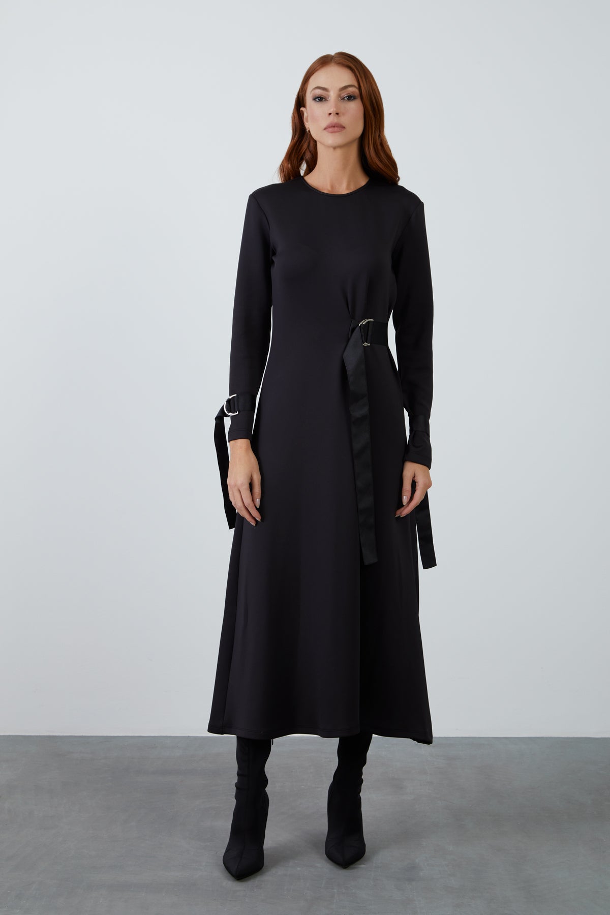 Grogren Şeritli D Toka Aksesuarlı Midi Boy Spor Elbise