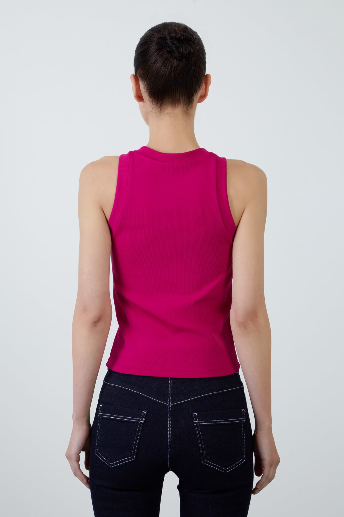 Bisiklet Yaka Sıfır Kollu Basıc Bluz