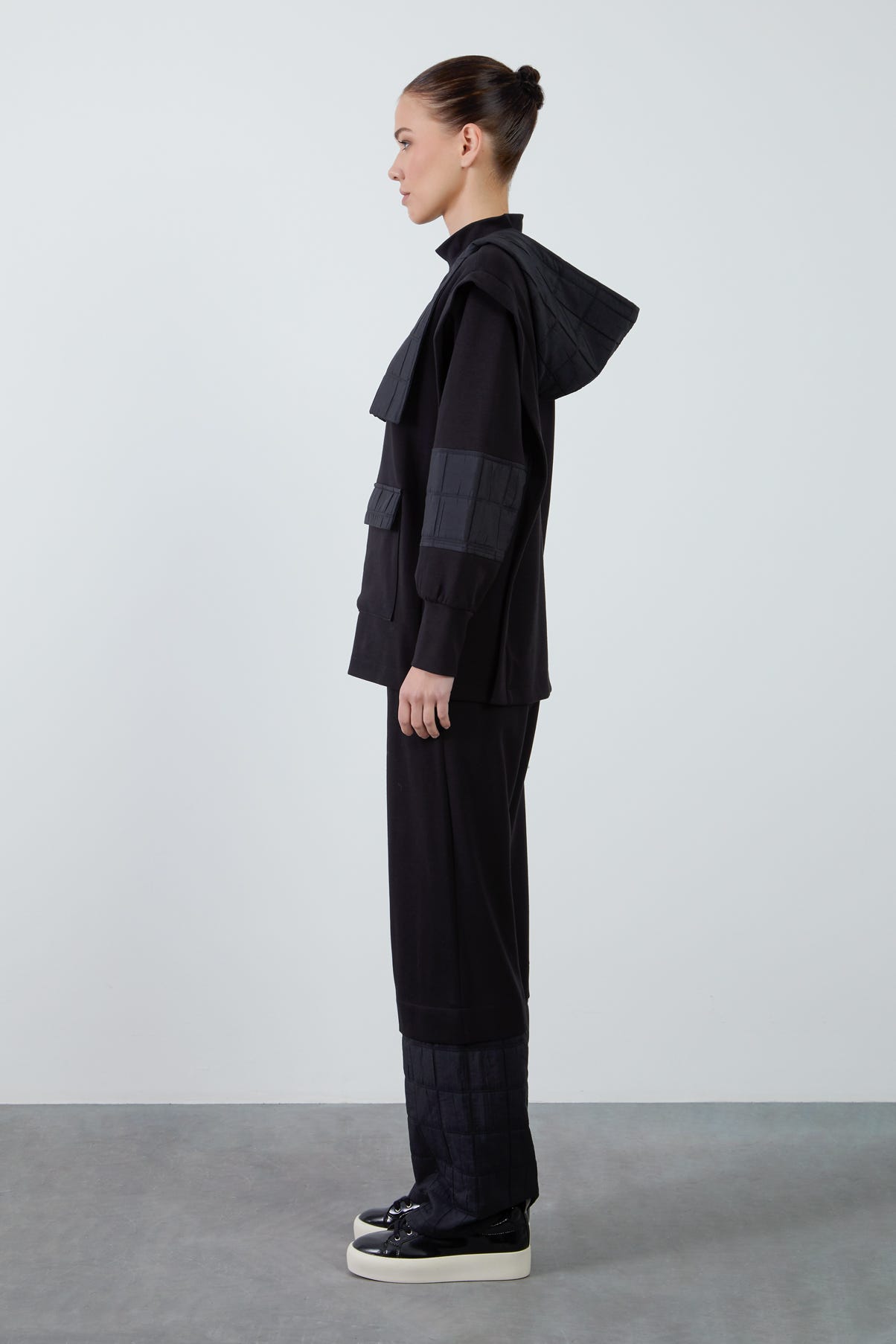 Beli Lastikli Rahat Kesim Örme Haki Eşofman Takımı