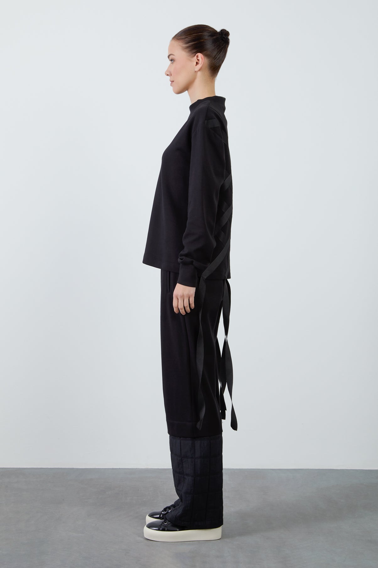 Bisiklet Yakalı Rahat Kesim Sweatshirt