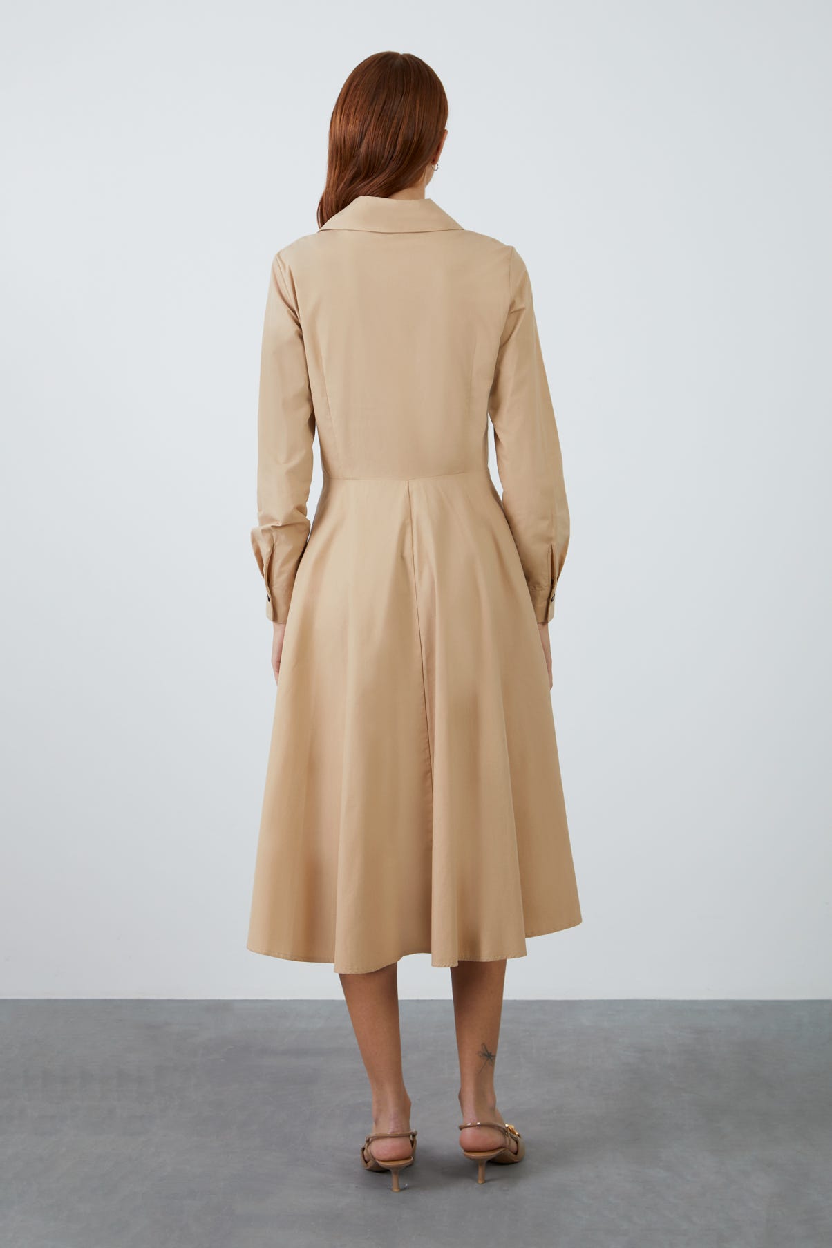 Dik Yaka Midi Boy Kloş Etekli Uzun Kollu Gömlek Elbise