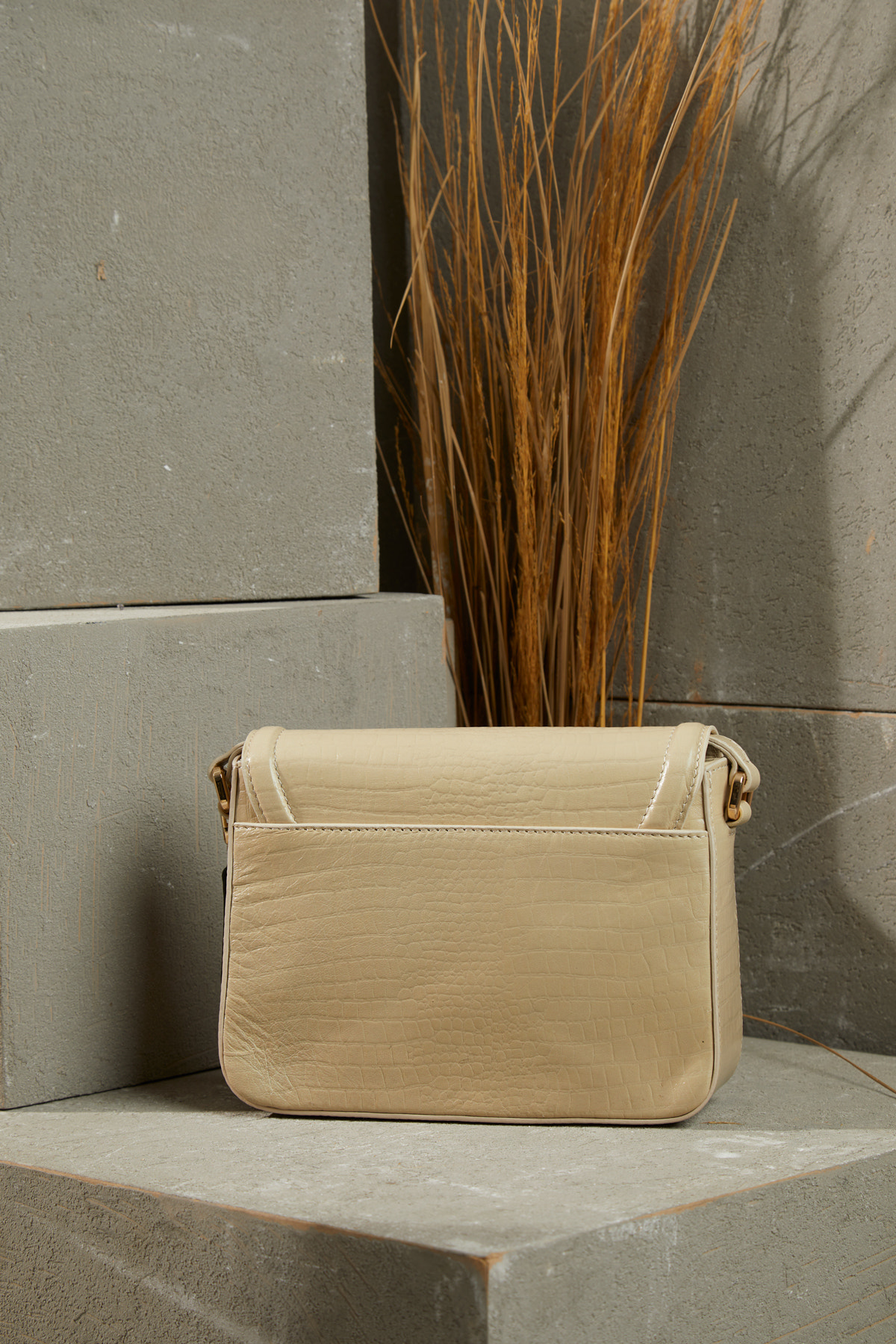 Ayarlanabilir Uzun Saplı Desenli Haki Çanta