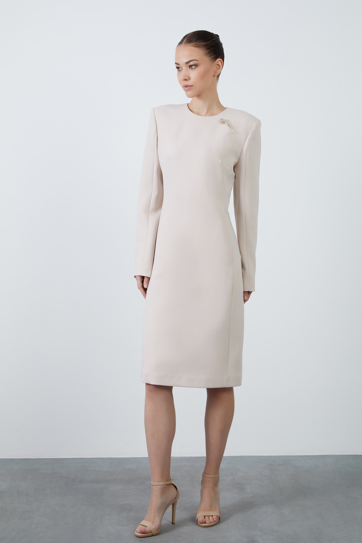 Uzun Kollu Cepli Midi Boy Kalem Elbise