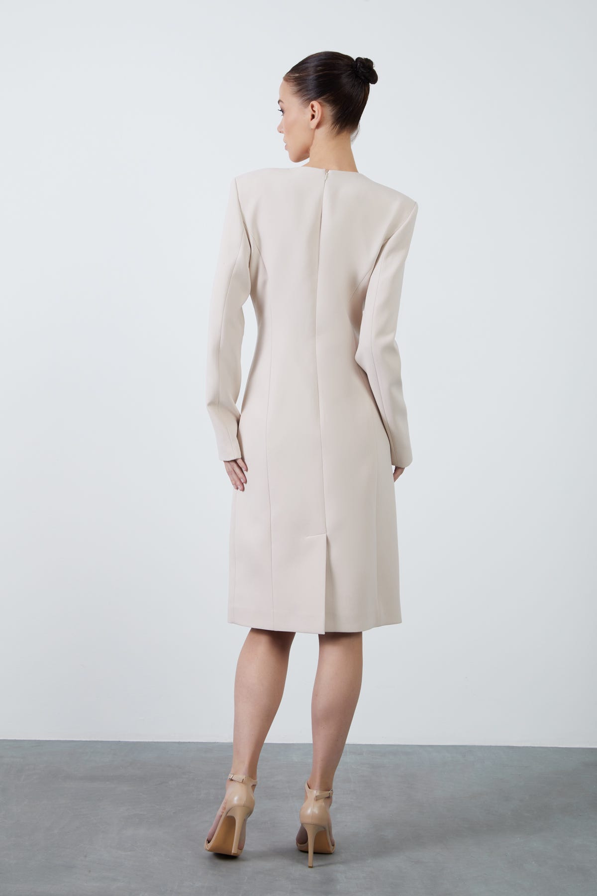 Uzun Kollu Cepli Midi Boy Kalem Elbise