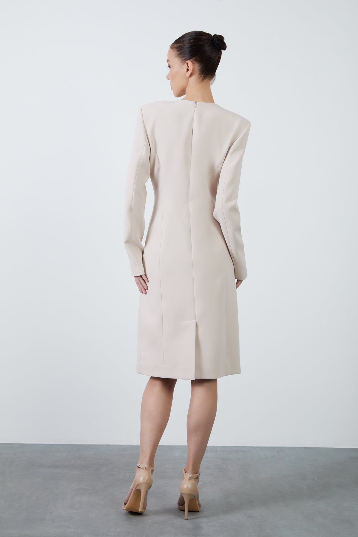 Uzun Kollu Cepli Midi Boy Kalem Elbise