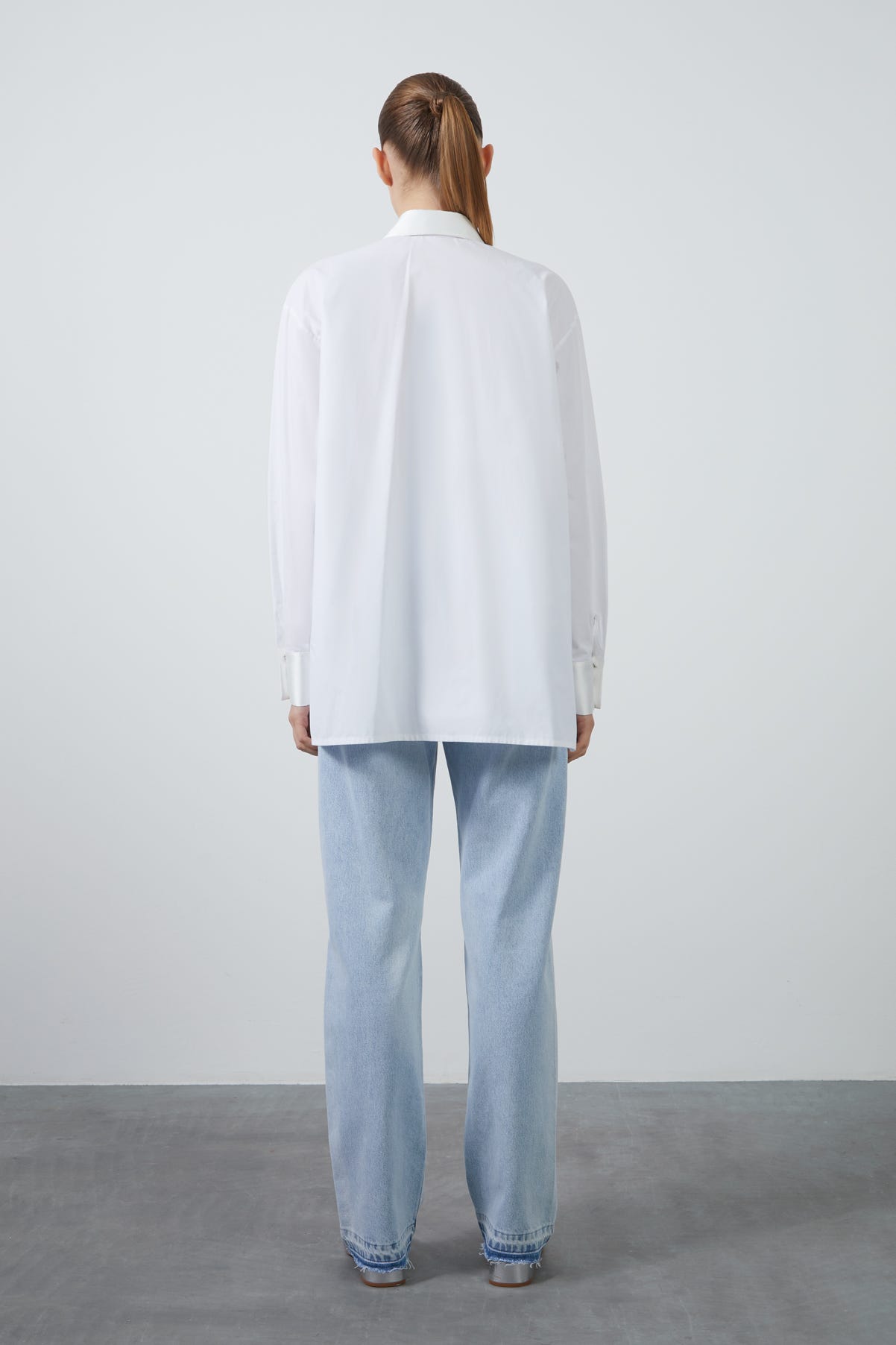 Cep Kapağı Nervür Detaylı Uzun Poplin Gömlek