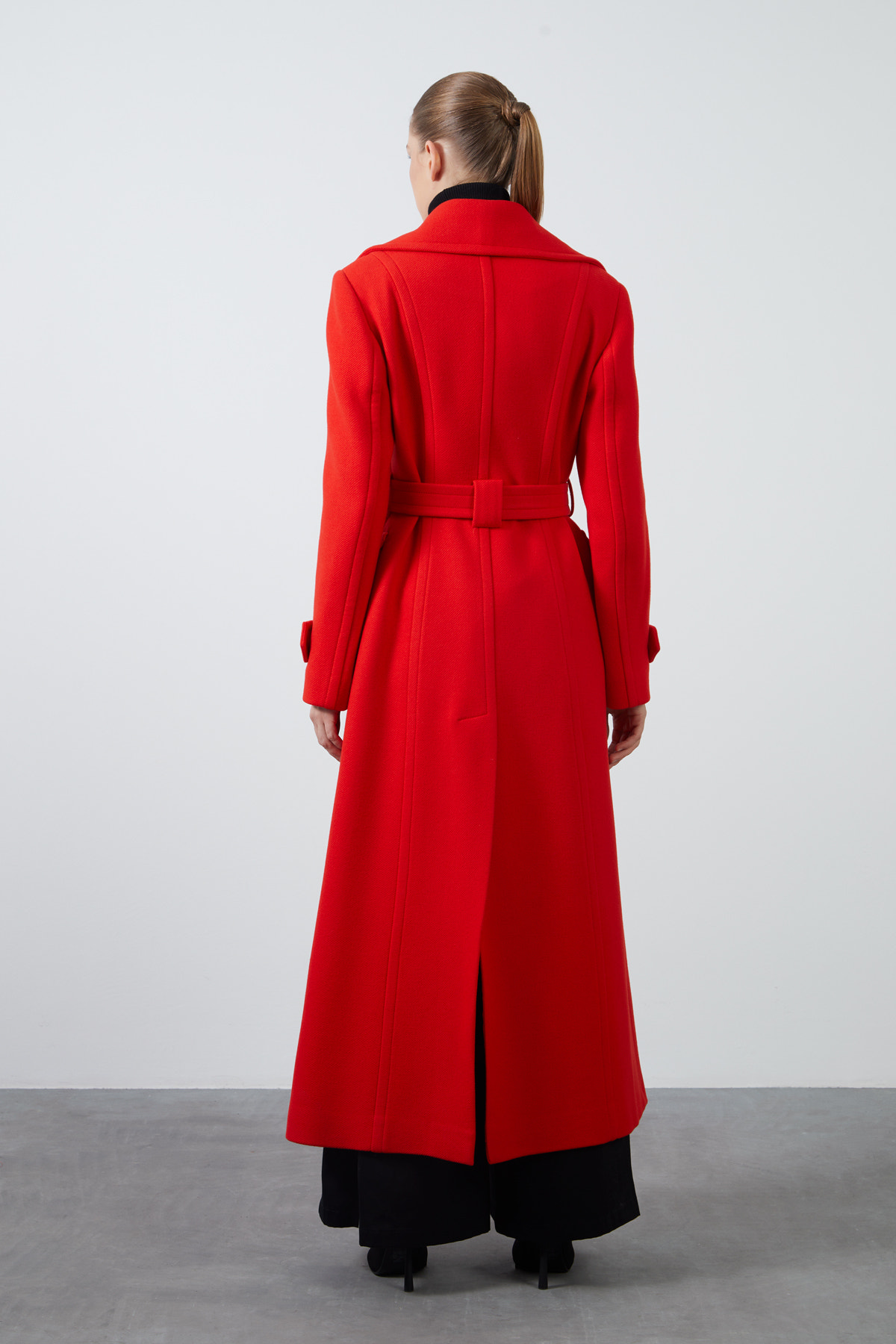 Seyyar Kuşaklı Geniş Cep Uzun Kaşe Kaban