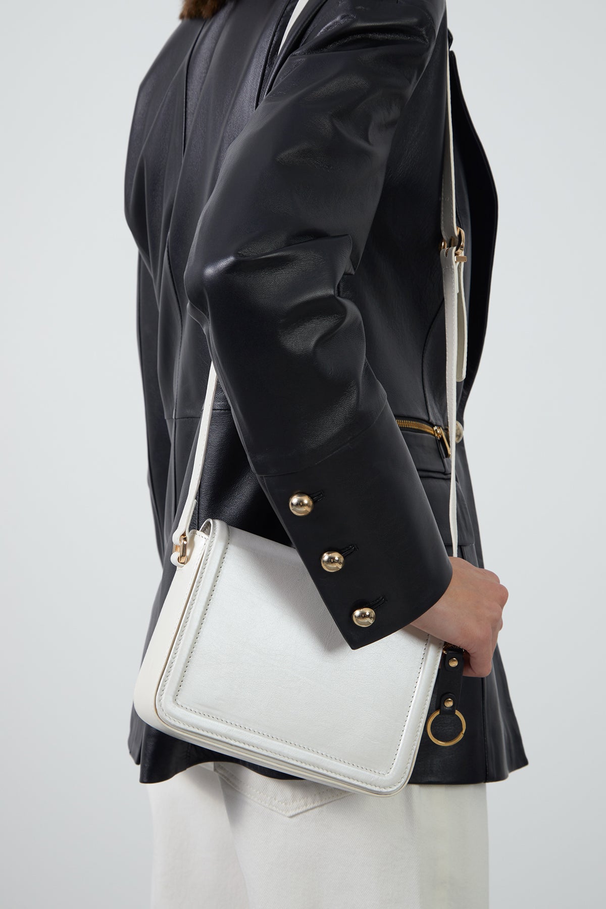 Ayarlanabilir Uzun Saplı Desenli Ekru Deri Çanta