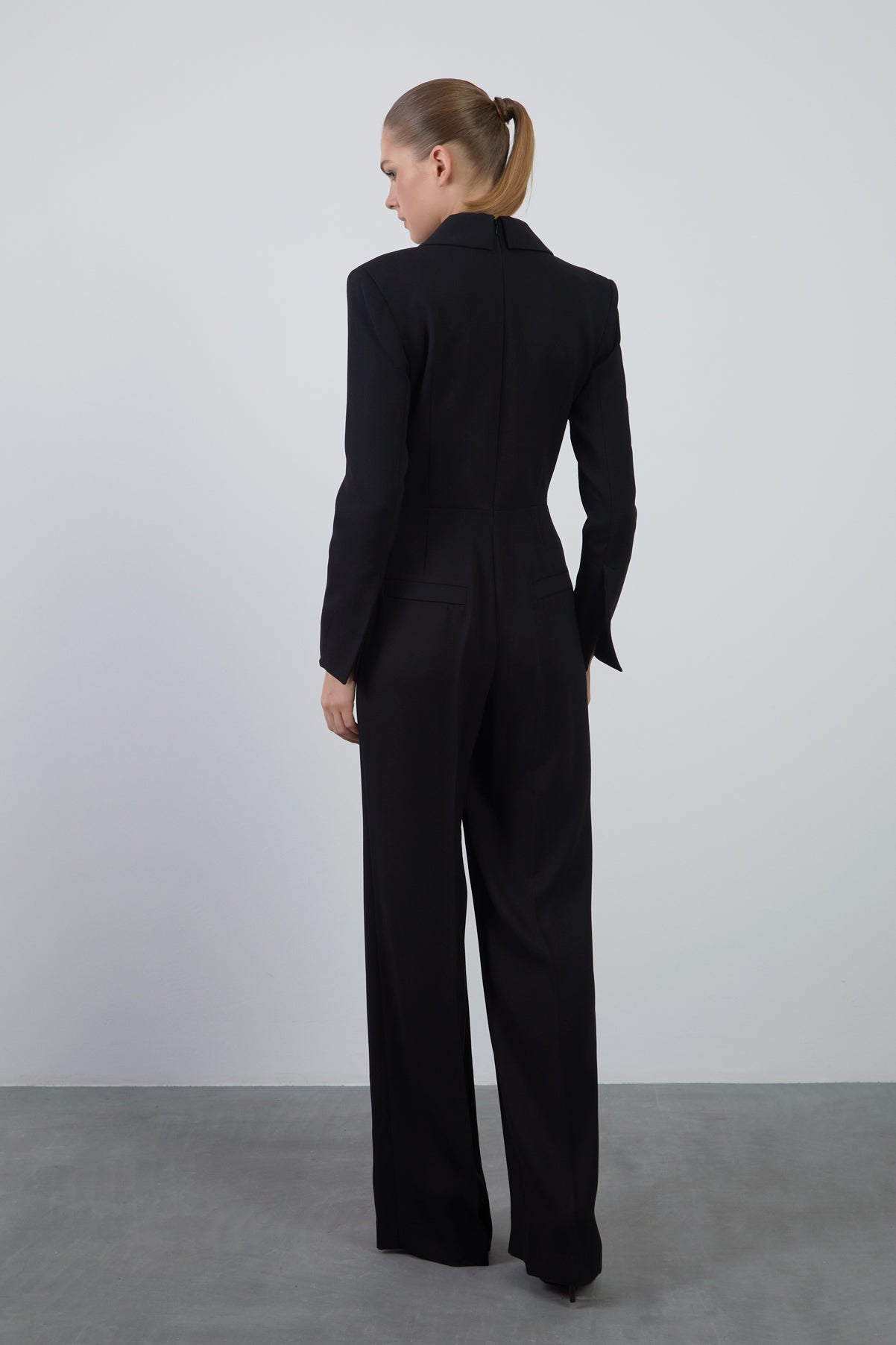 Erkek Yaka Uzun Siyah Tulum