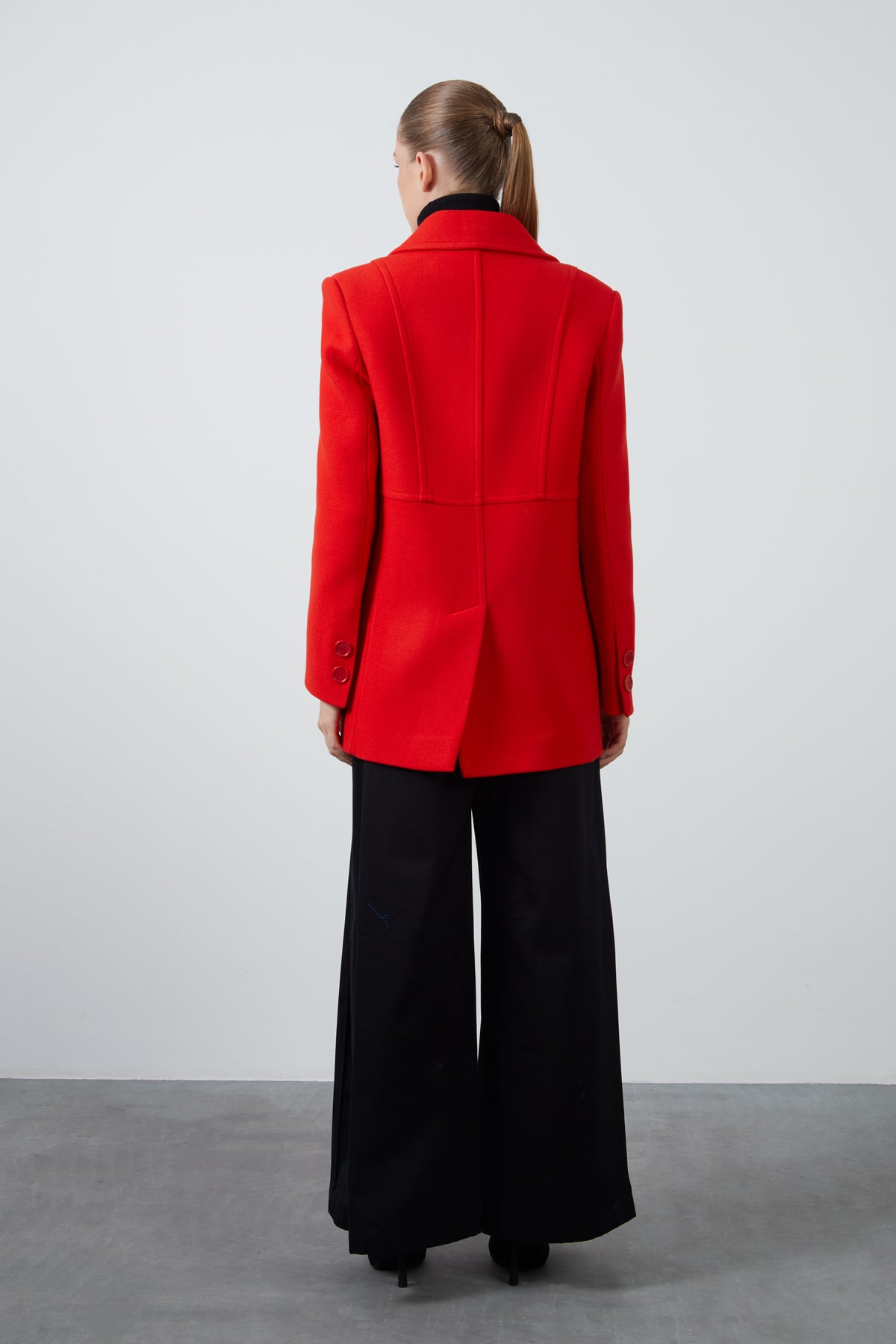 Kruvaze Kapama Geniş Cepli Kaşe Ceket