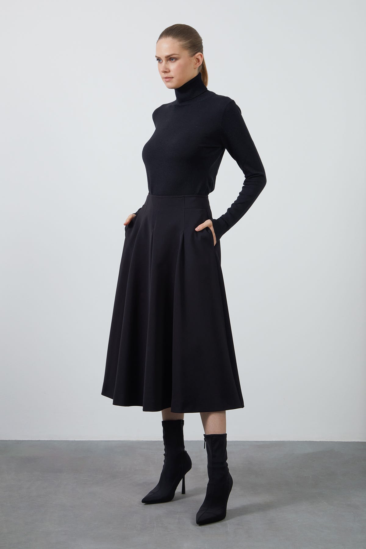 Yüksek Bel Mercan Kloş Etek