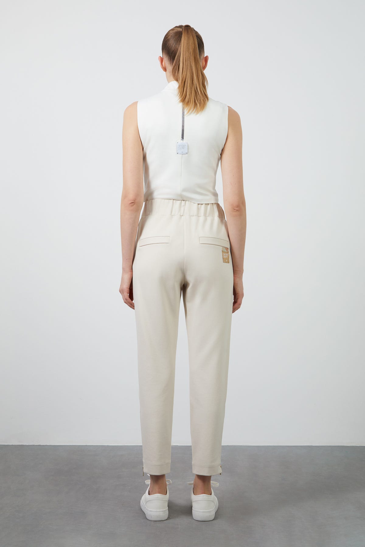 Aksesuar Detaylı Cepleri Dantel Detaylı Eşofman Altı