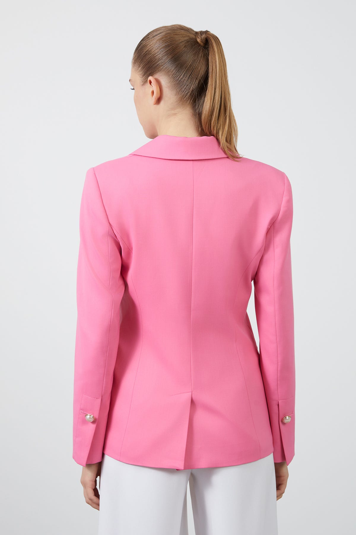 İnci Ve Detay Düğmeli Ceket