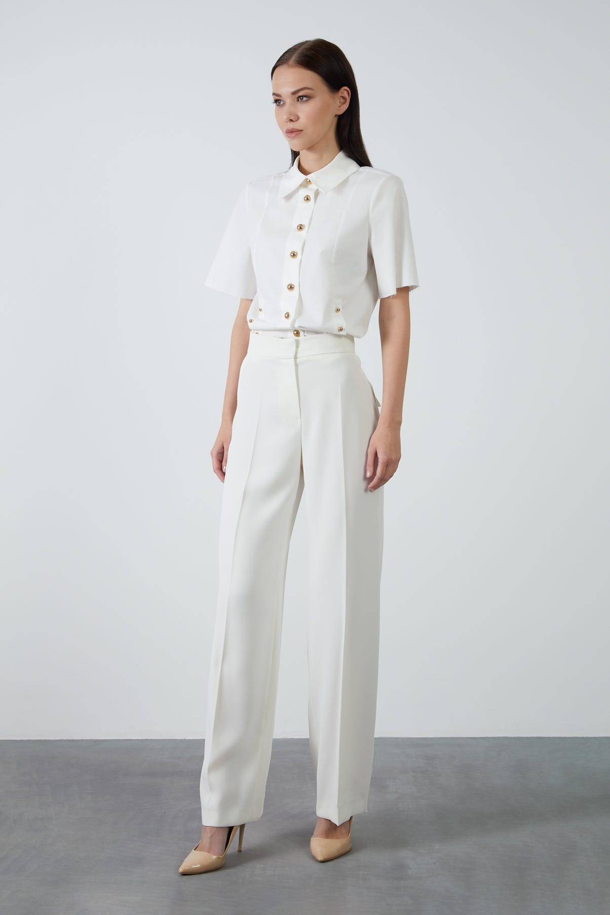 Arkadan Kapak Cepli Bol Pantolon