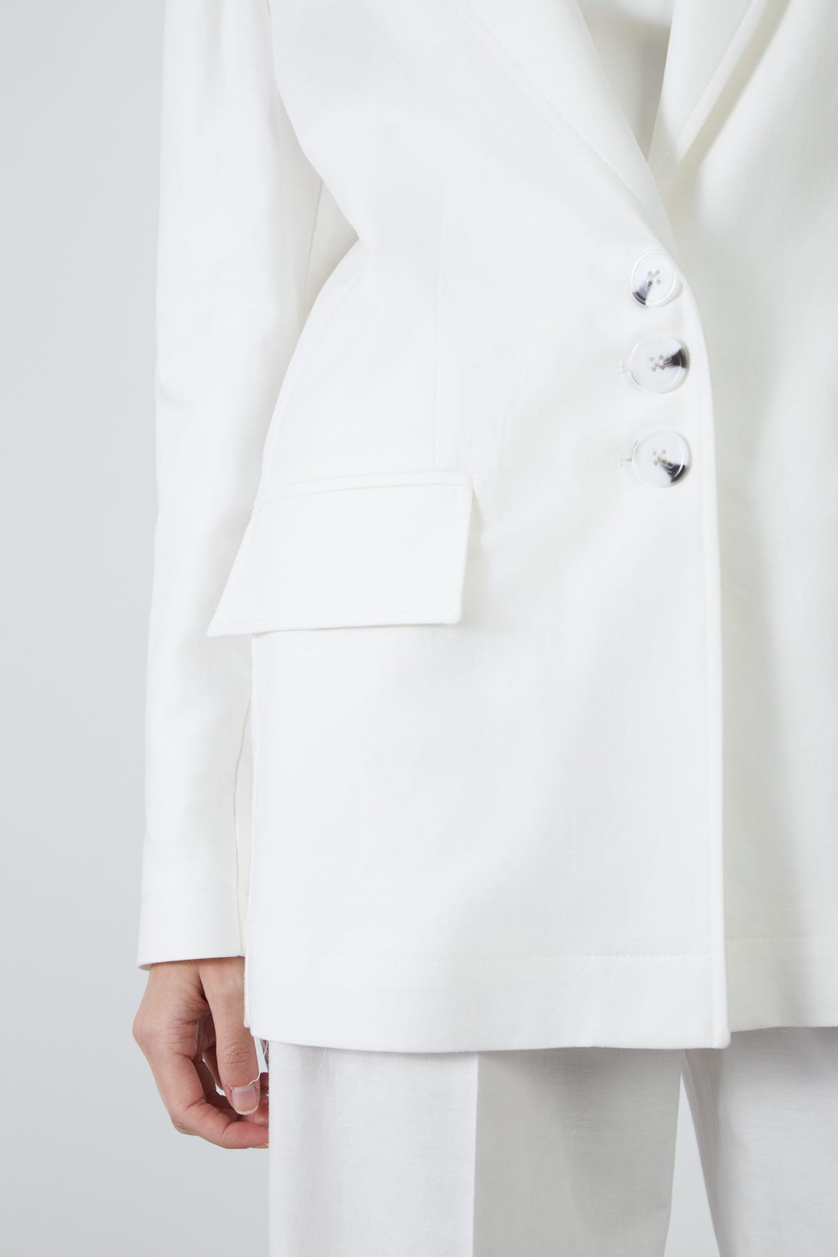 Tek Sıra Düğmeli Keten Ceket