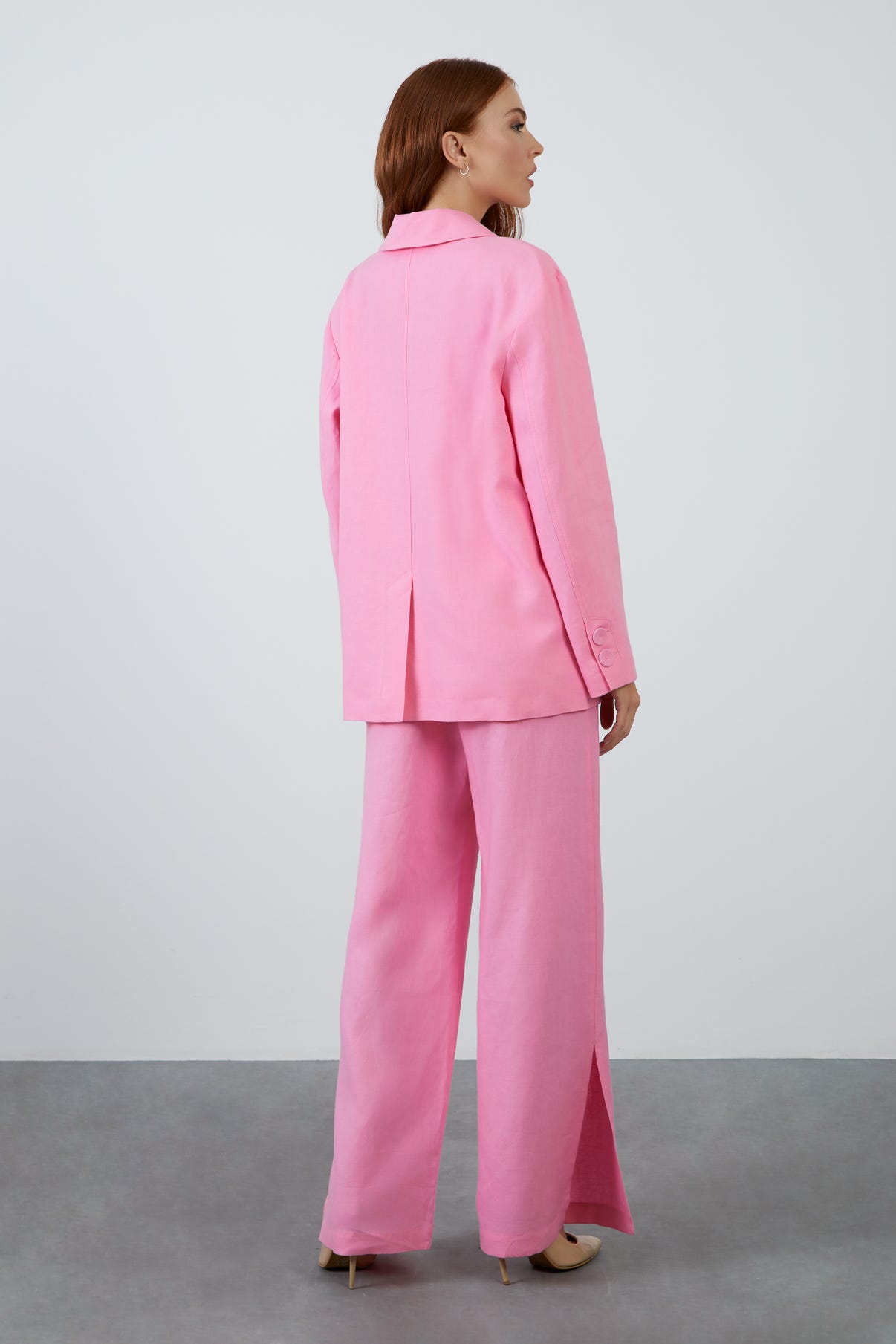 Arkadan Yırtmaçlı Uzun Kollu Koyu Keten Ceket