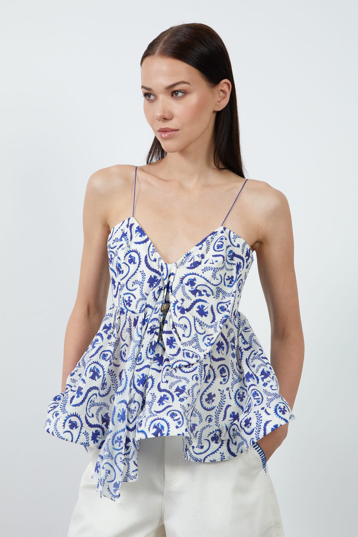 Omuzdan İp Askı Detaylı Desenli Straplez Bluz