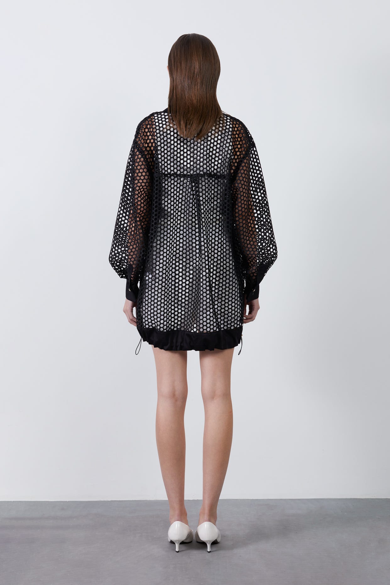 Cep Detaylı Fileli Uzun Gömlek