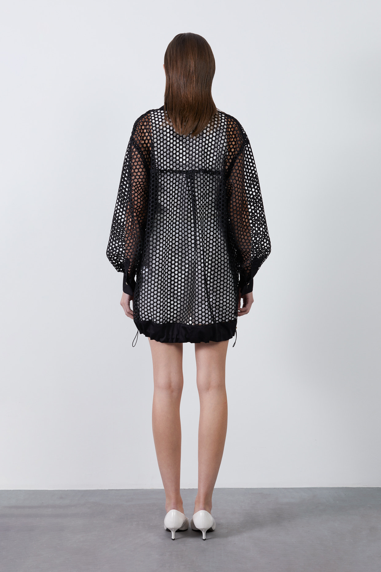 Cep Detaylı Fileli Uzun Gömlek