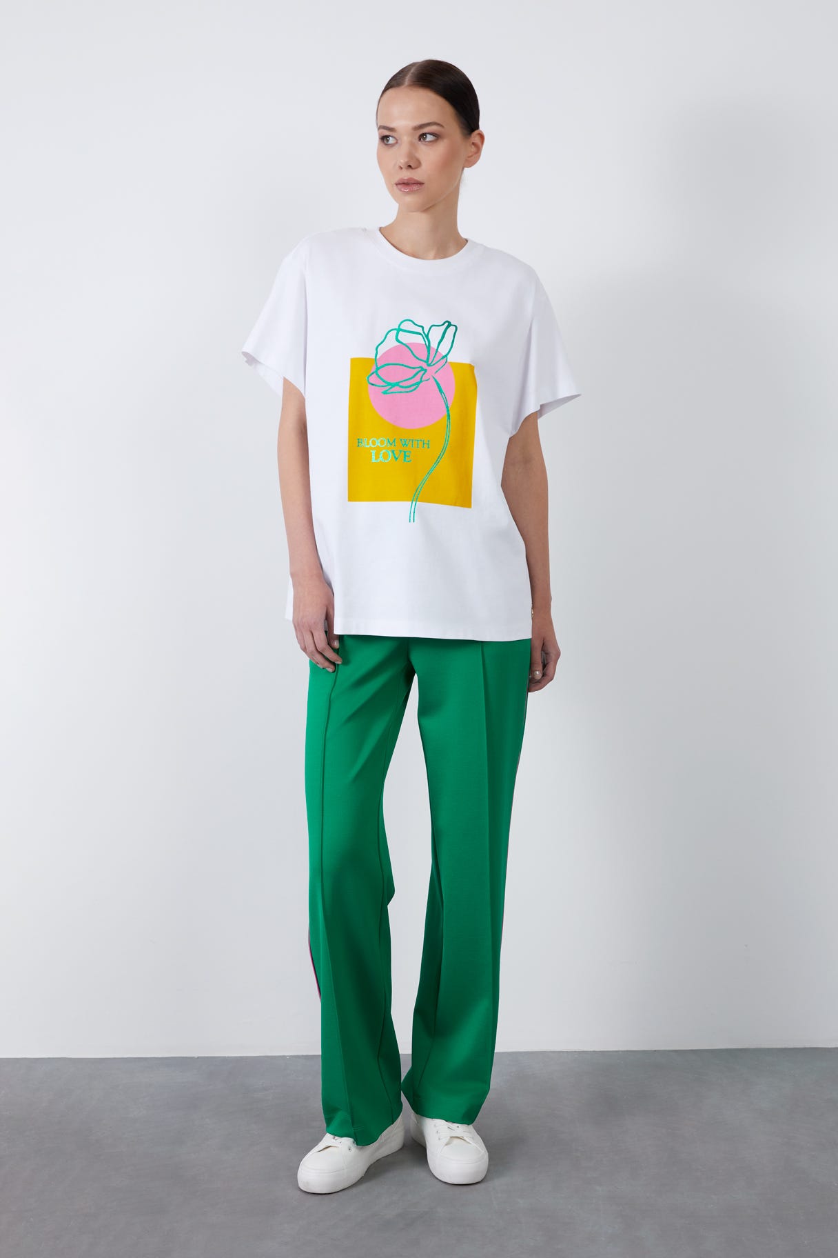 Ön Beden Baskılı Kısa Kollu T-shirt