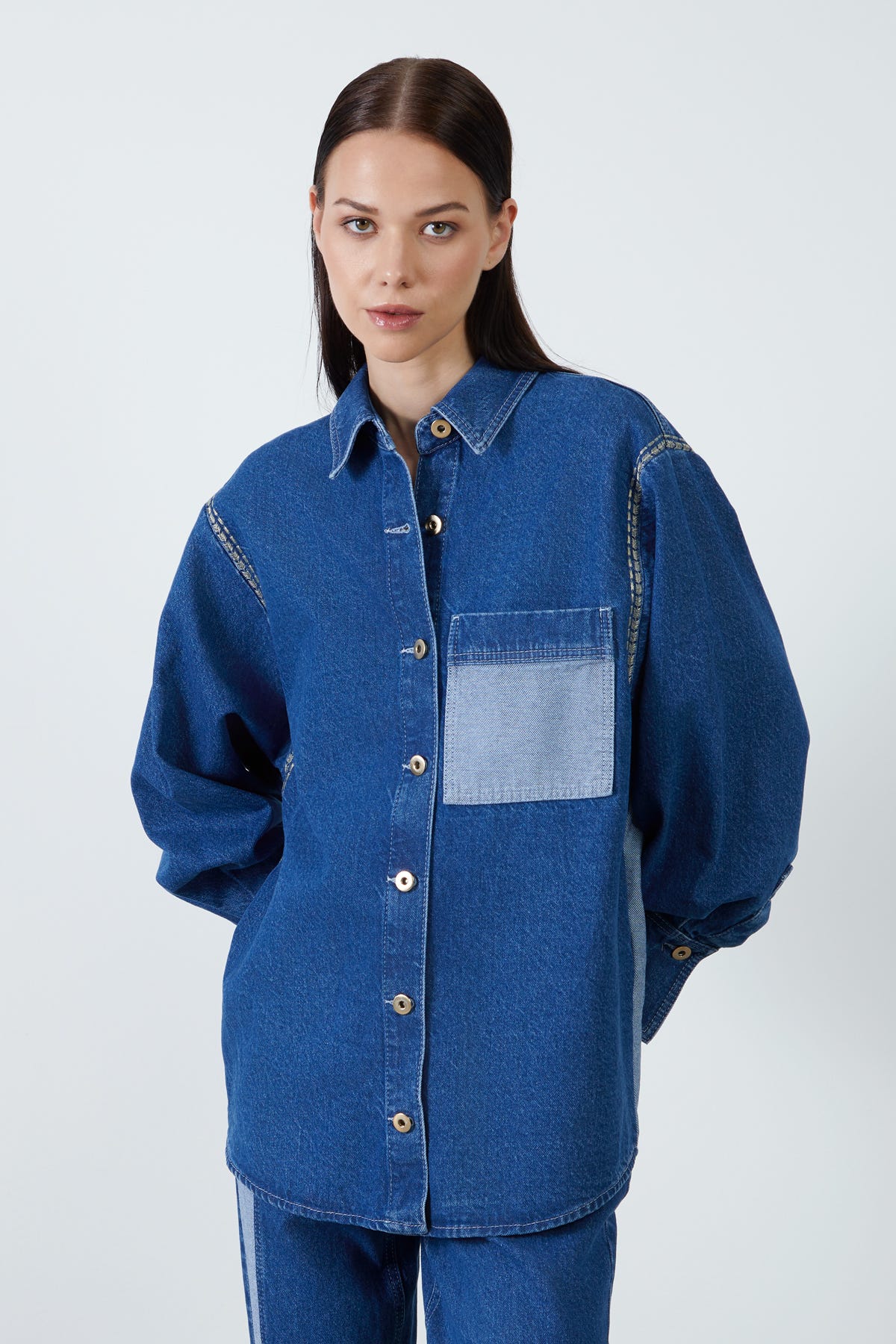 İki Renkli Jean Gömlek