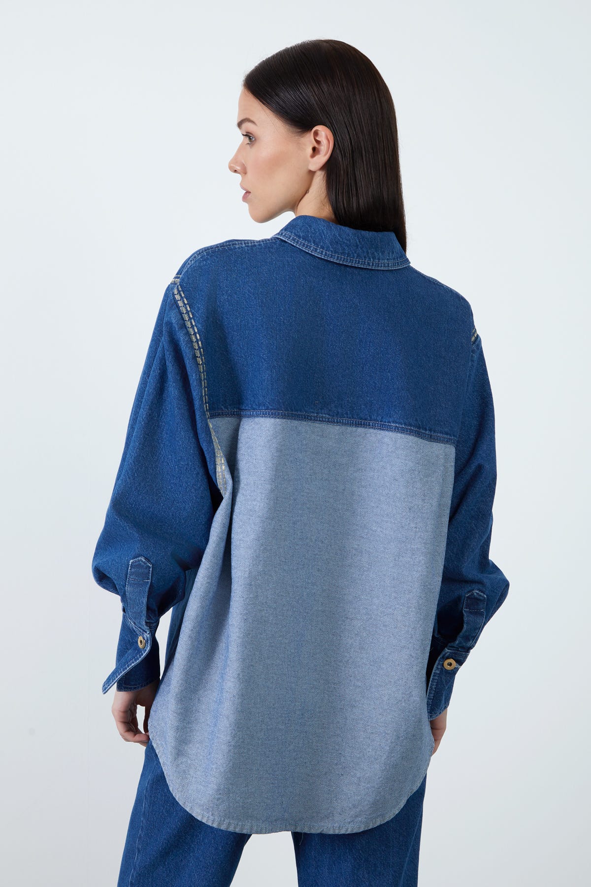 İki Renkli Jean Gömlek