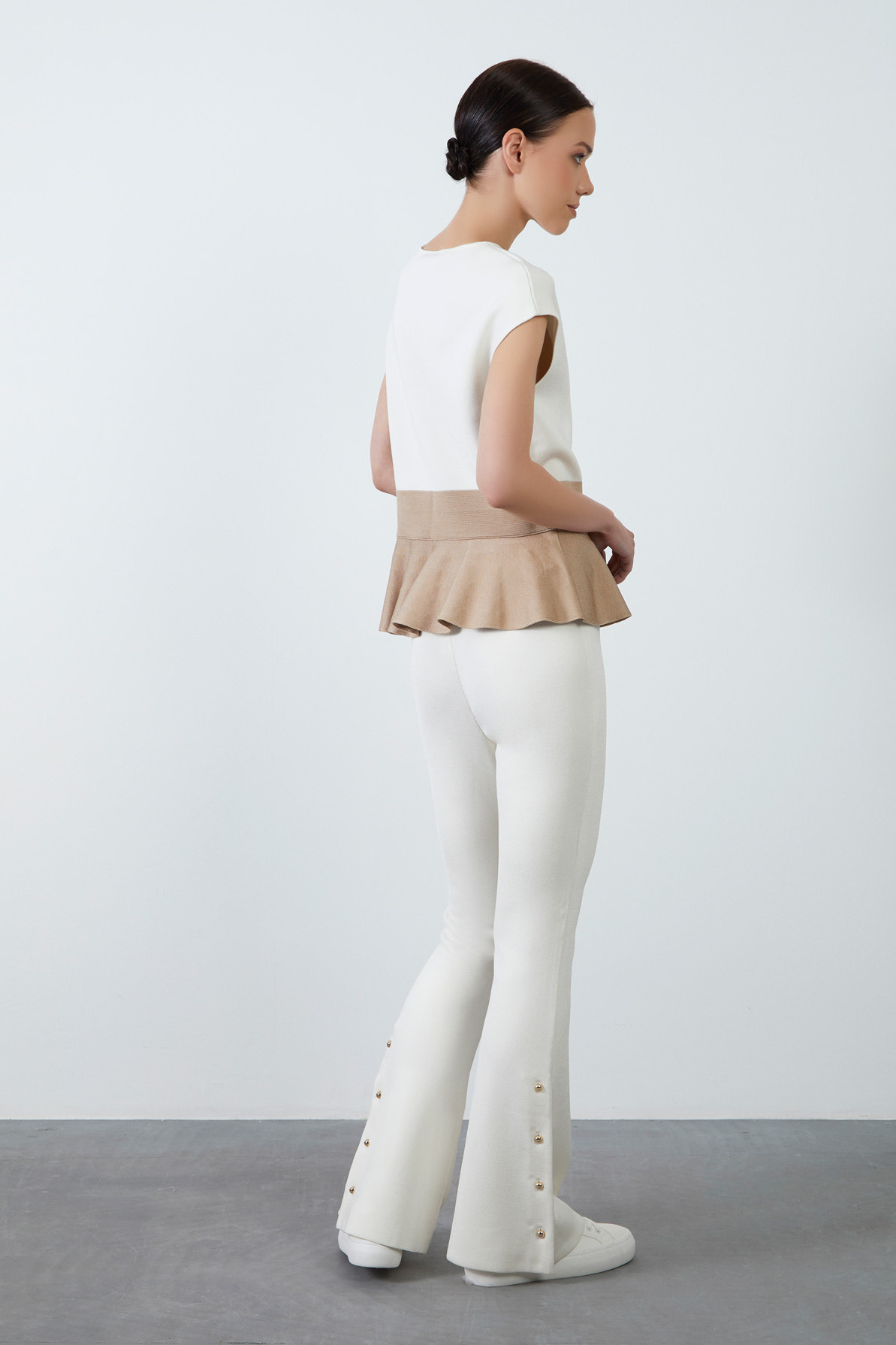 Volanlı İki Renkli Bluz