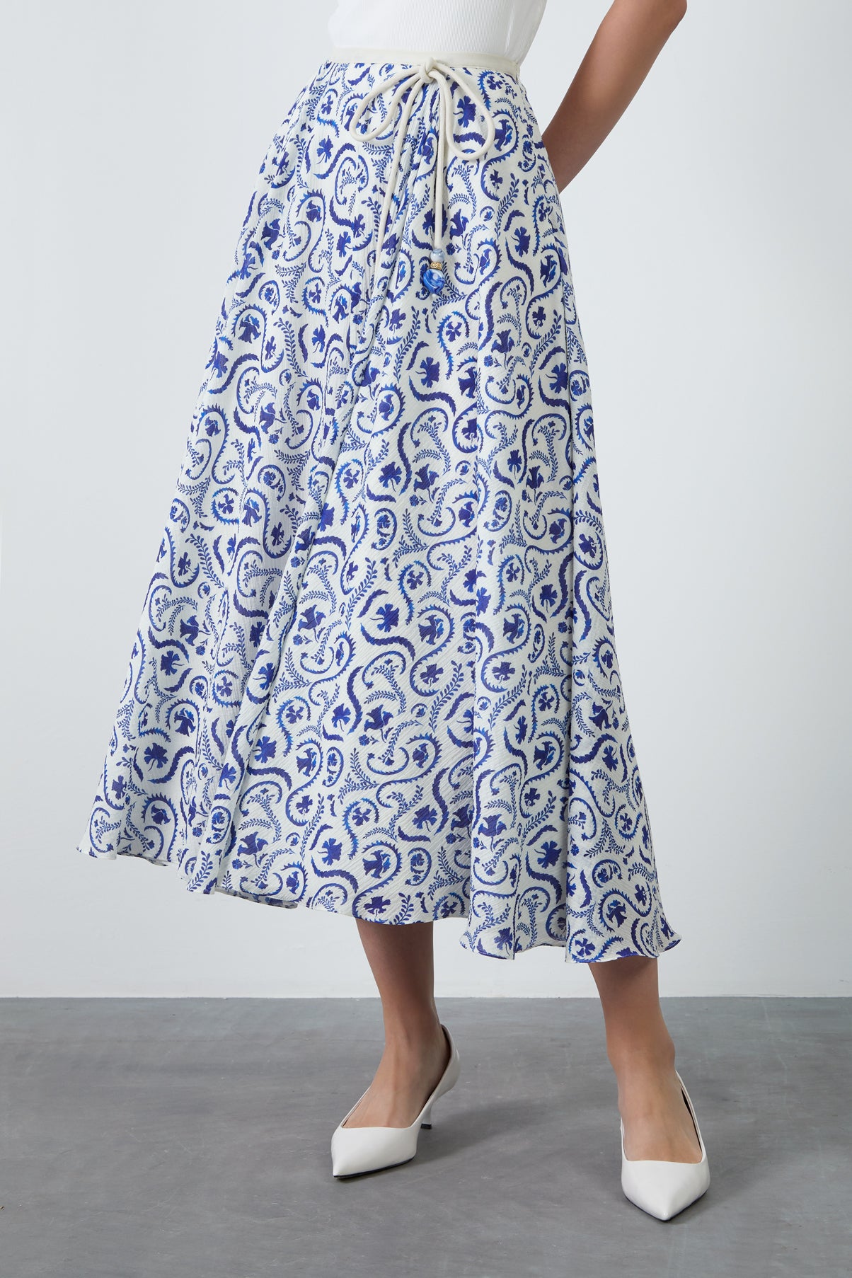 Kordon Detaylı Desenli Uzun Etek