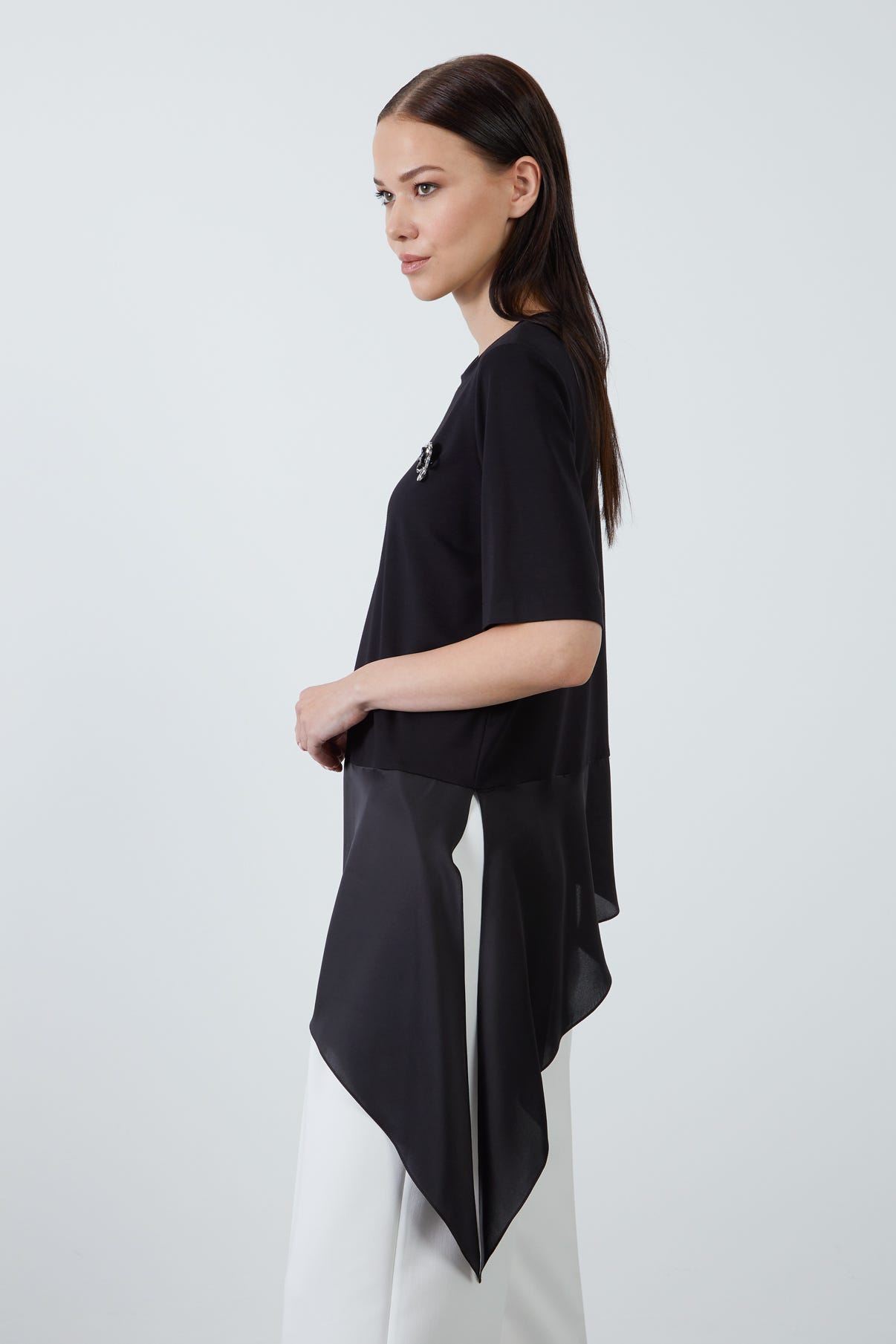 Saten Kumaş Garnili Örme T-Shirt