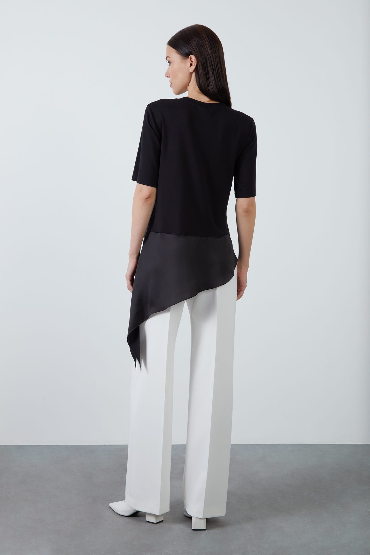 Saten Kumaş Garnili Örme T-Shirt