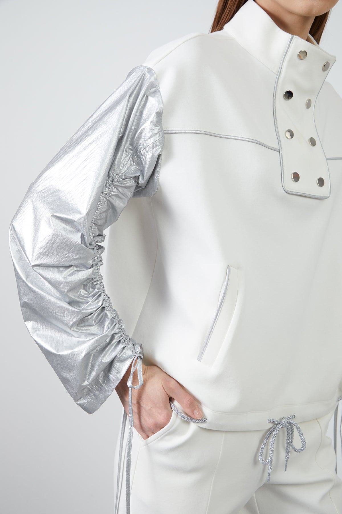 Kolları Büzgülü Bluz Ve Beli Lastikli Paçası Bağlamalı Takım