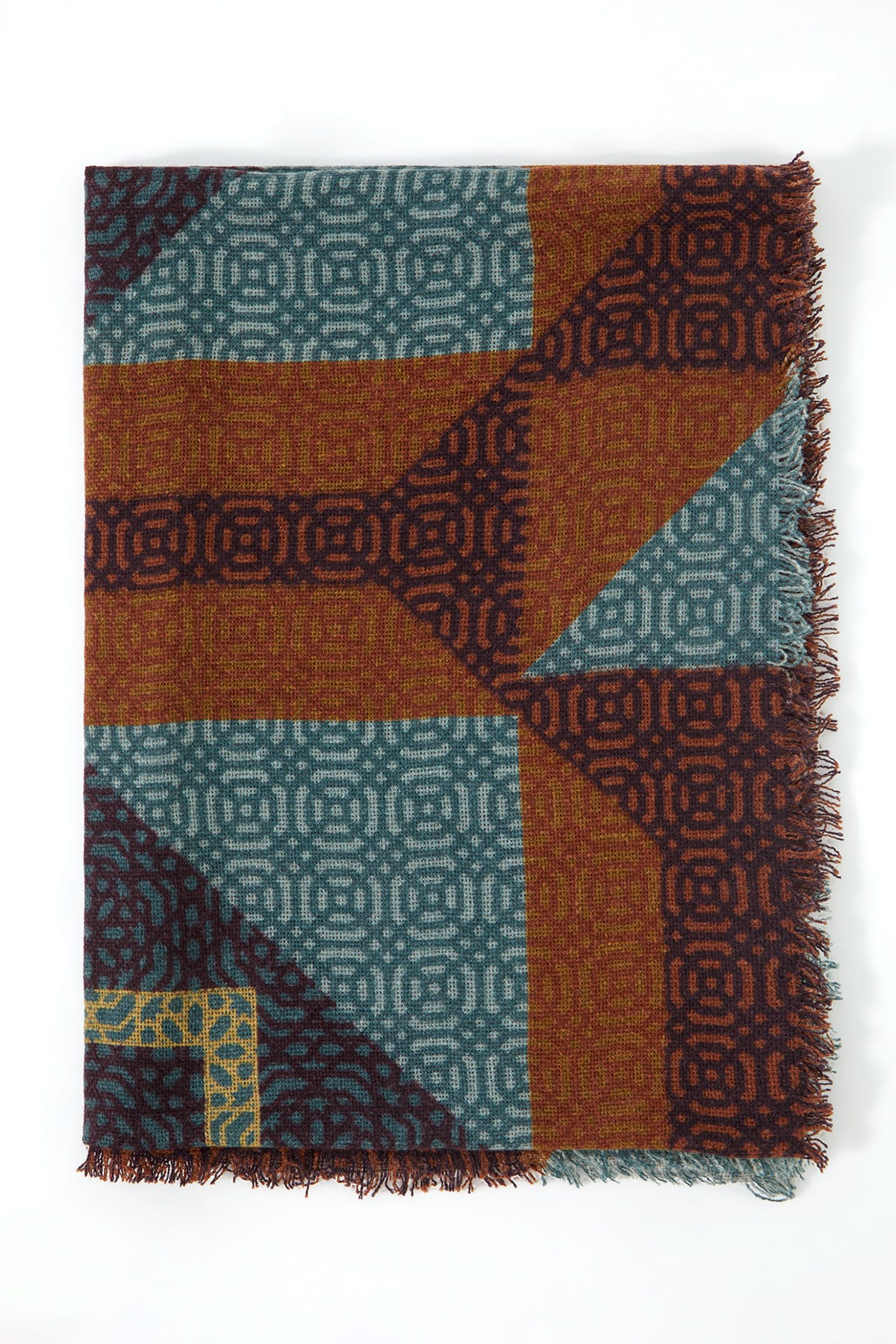 Geometrik Desenli Uzun Şal