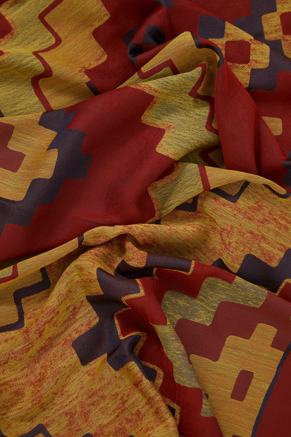 Geometrik Desenli Uzun Şal