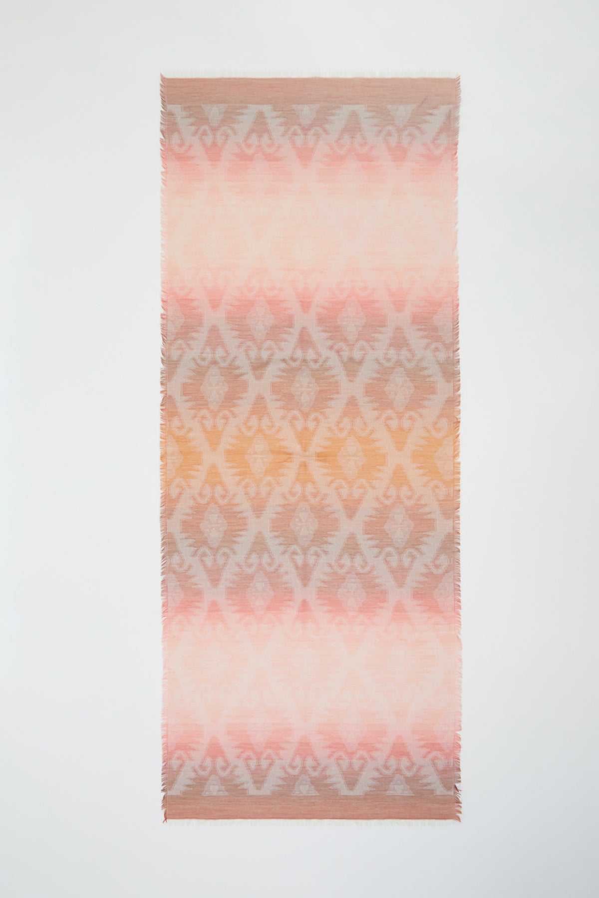 Etnik Degrade Geçiş Desenli Şal