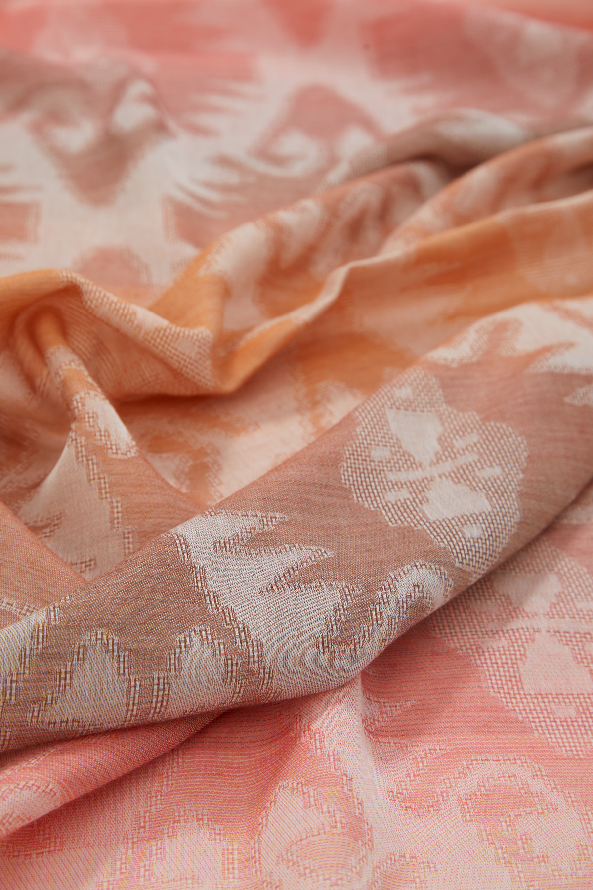 Etnik Degrade Geçiş Desenli Şal